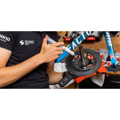 Cyclon -Set mit 3 Spritzen und 3 Bürsten für die Fettleiste