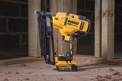 Dewalt dcn660n 18v Endnagler 16ga | Gehäuse - ohne Batterien und Ladegerät - DCN660N