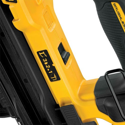 Dewalt DCN890N Akku-Betonnagler | 18-V-Gehäuse – Lieferung ohne Batterien und Ladegerät – DCN890N-XJ