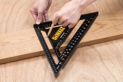 Dewalt dwht25228-0 Konstruktionsdreieck | Geschwindigkeitsquadrat | 300mm | metrisch – dwht25228-0