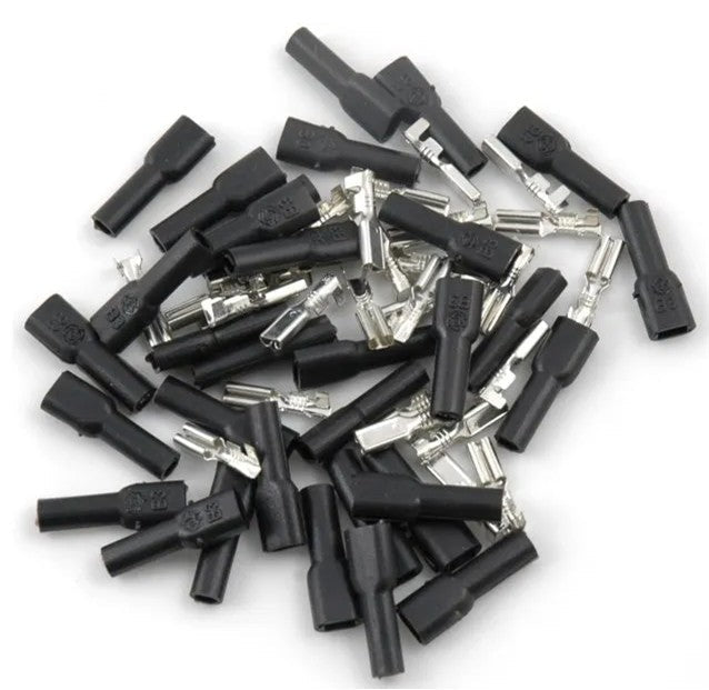 Packen Sie einen 32-Axa-Stecker ein