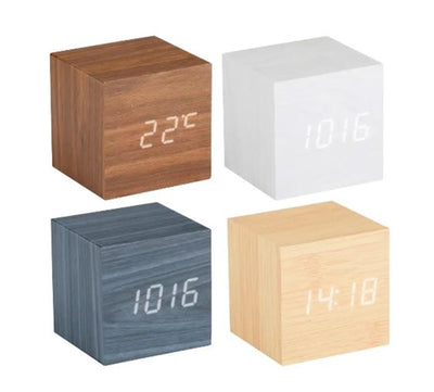 Z1 Grundig Wecker digital Holzmaserung 6x6x6cm