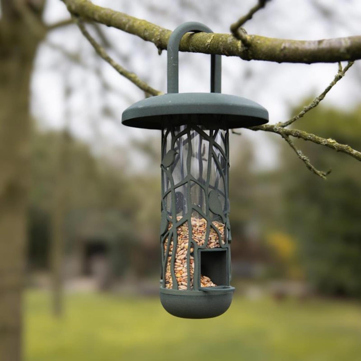 Recyceltes Saatgutsilo im Esschert-Design