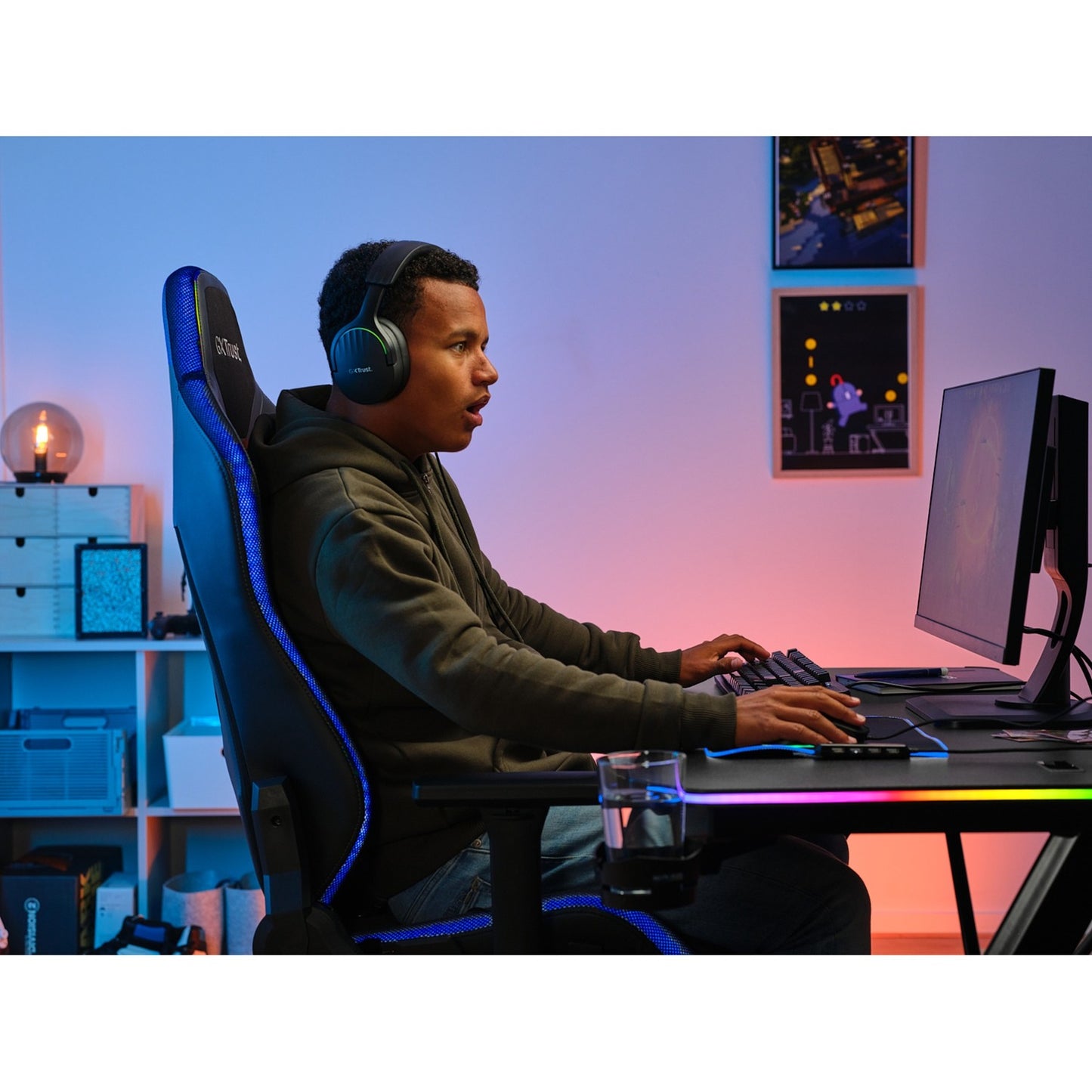 Vertrauen Sie GXT 709 Luminus RGB Gaming Agency