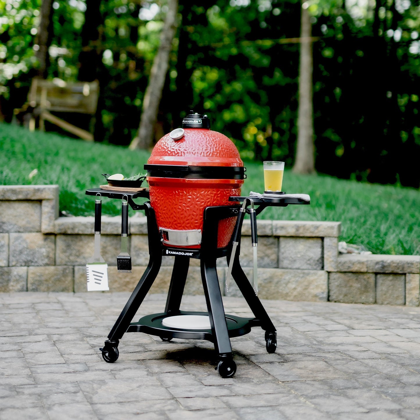 Kamado Joe Joe Jr-Kar mit Seitentischen