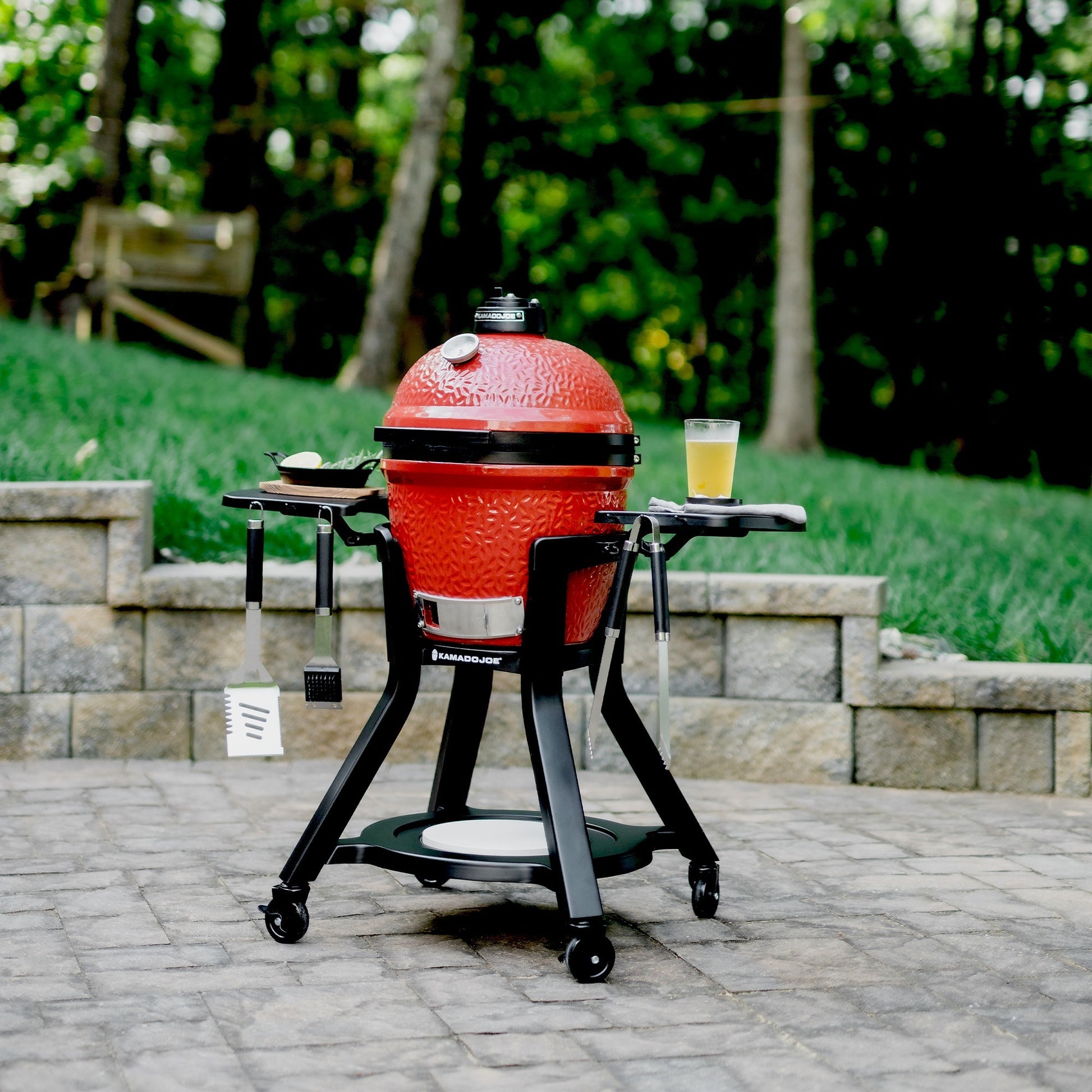 Kamado Joe Joe Jr-Kar mit Seitentischen
