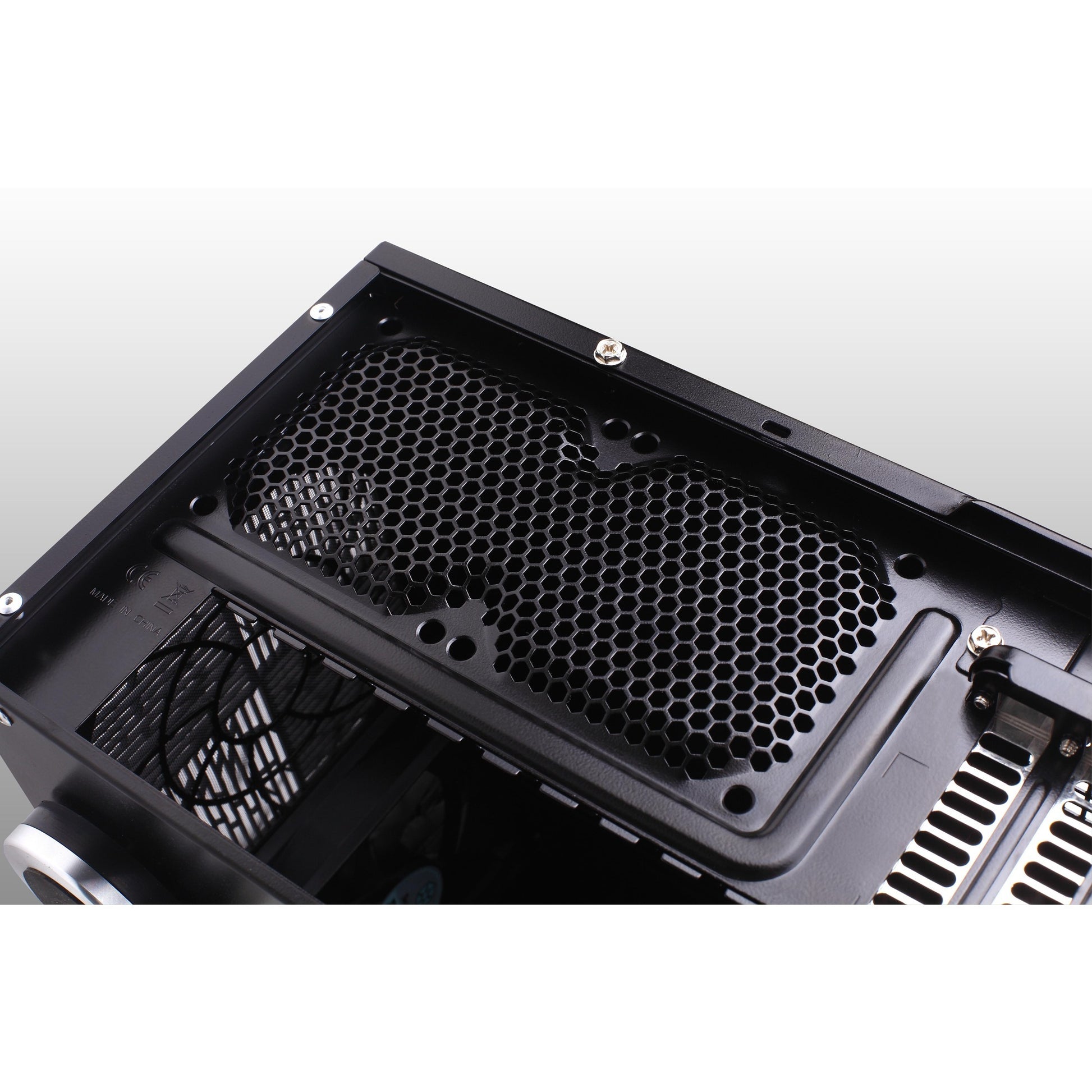 Silverstone Grandia GD07B