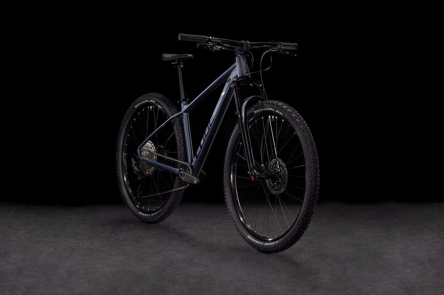 Cube Attention Pro Metallic Grey'n'Black