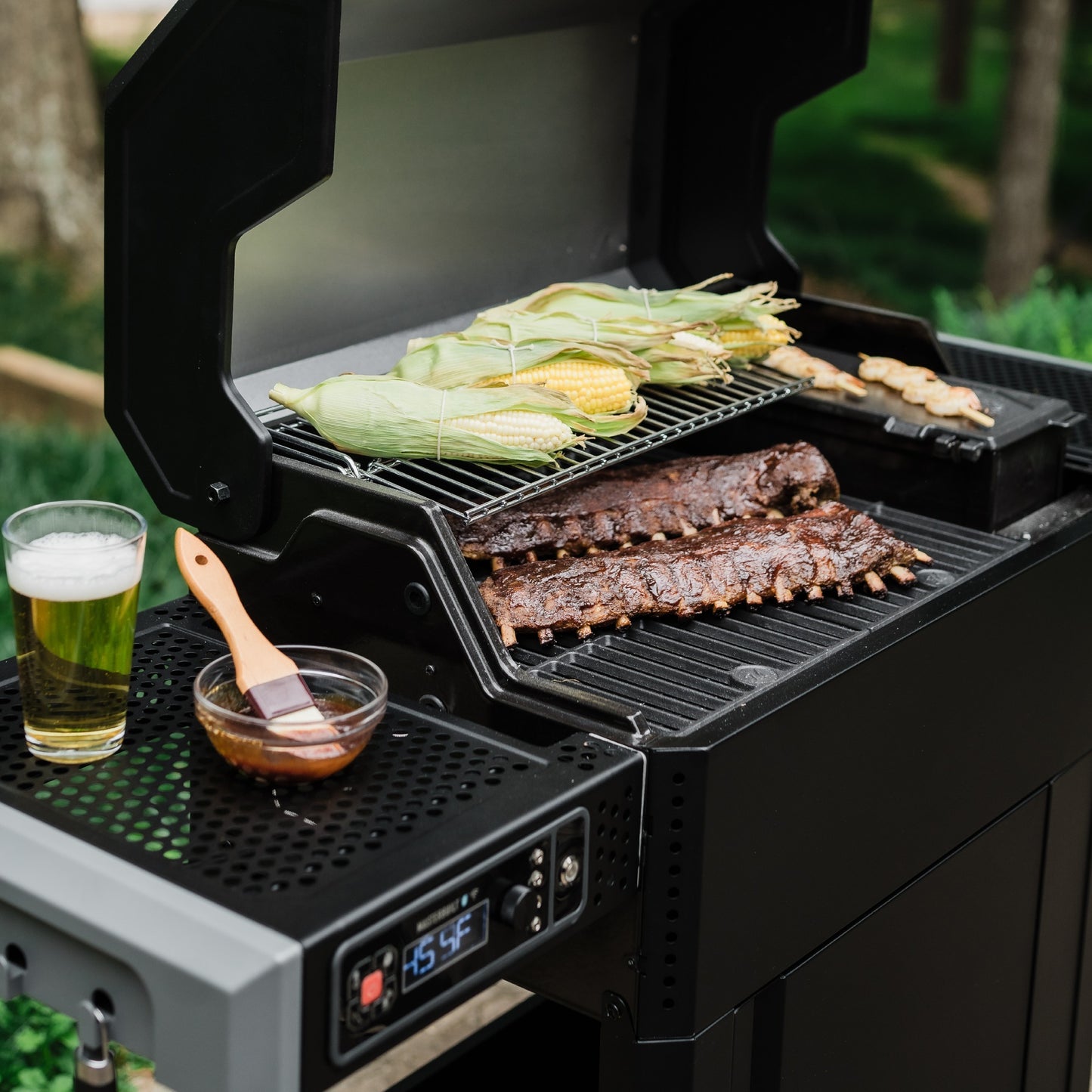 Masterbuilt Autoignite Serie 545 Digitalkohle -Grill e
