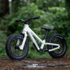 Kinder fahren Shotgun Dirt Hero Laufrad 12