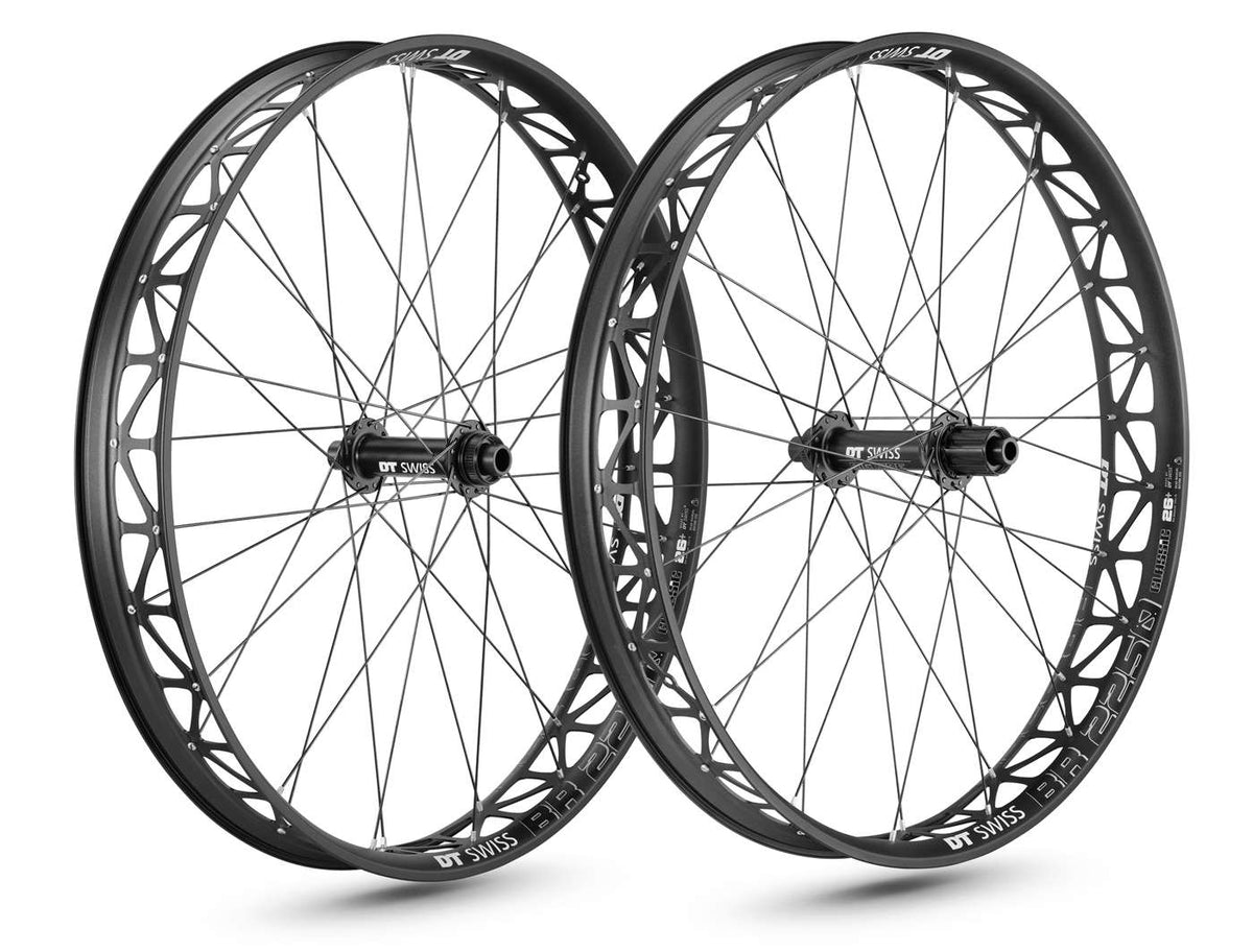 DT Swiss BR 2250 Classic 26 Fat Bike Disc CL TA Shimano Laufradsatz