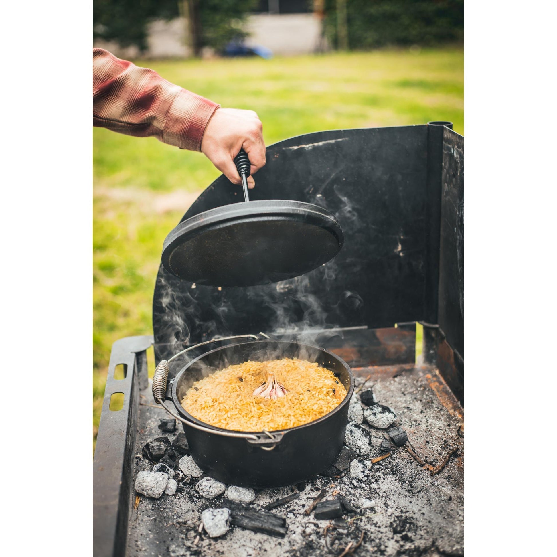 The Windmill Dutch Oven 4,5 qt Kochtopf (schwarz, ø 25,5 cm | 3,8 Liter)