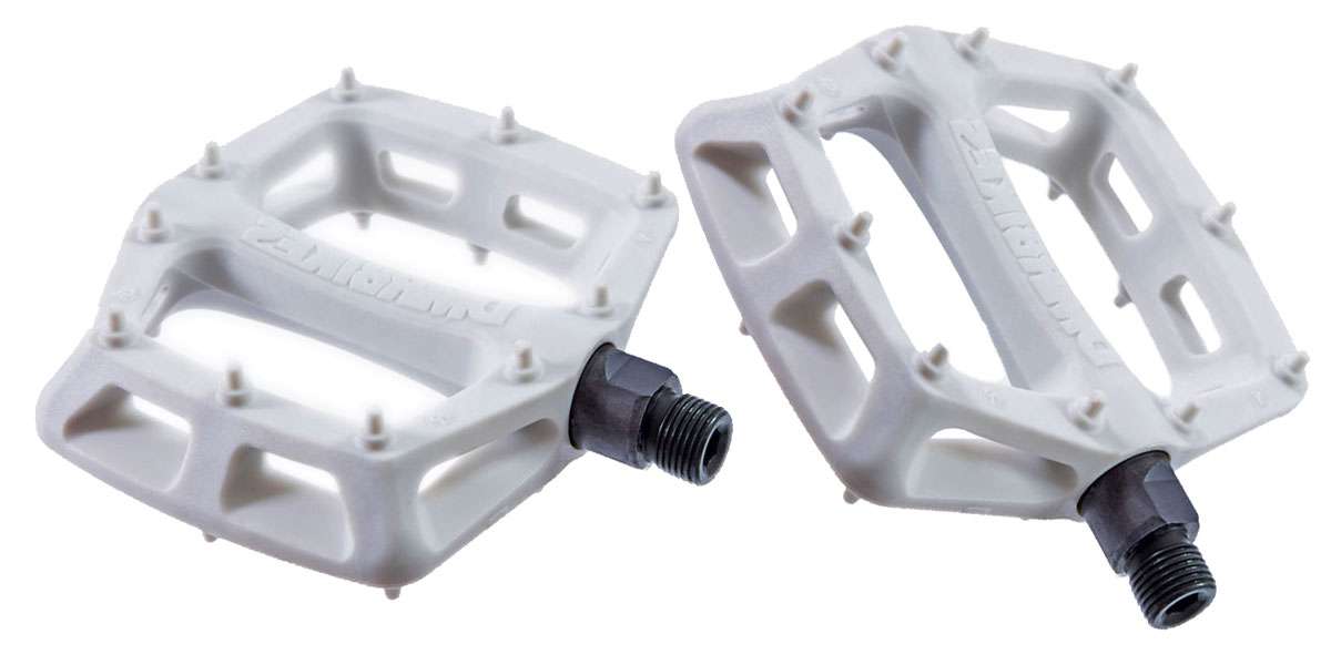 DMR-Pedale v6 weiß
