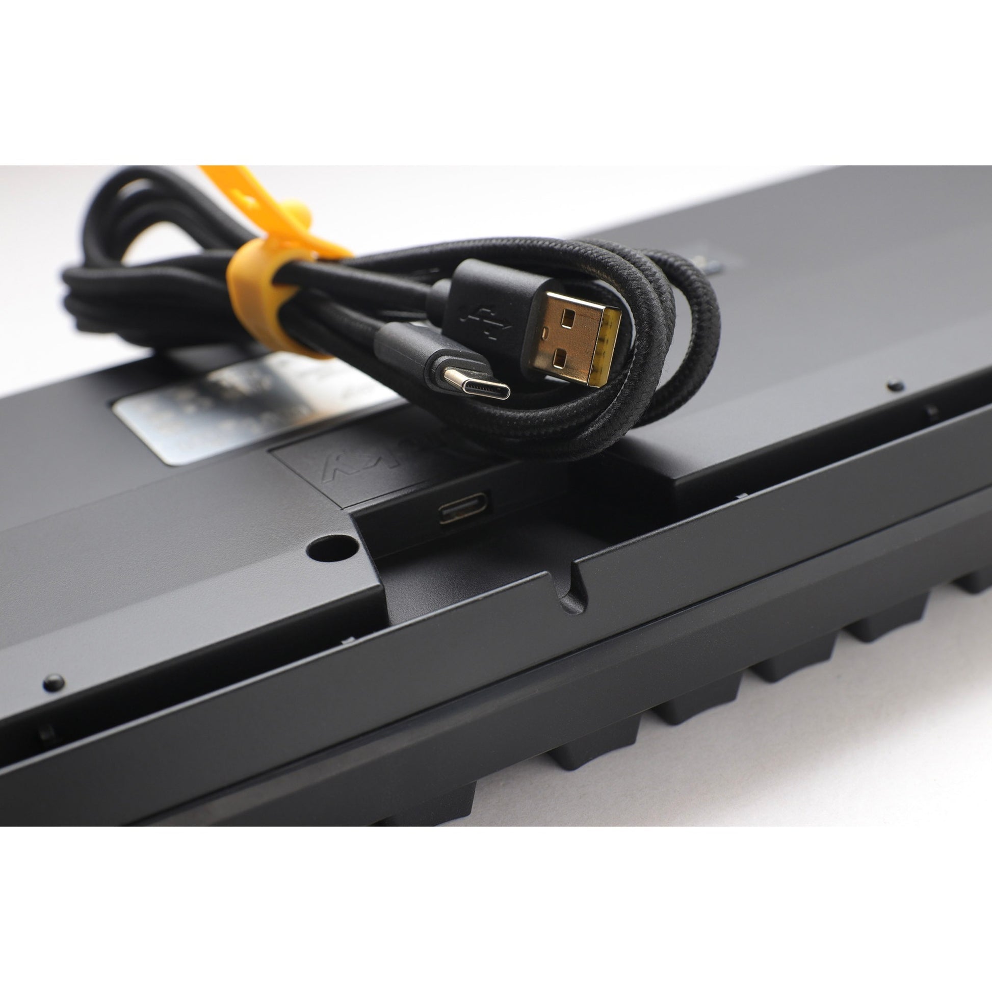 Ducky Origin Phantom Schwarz