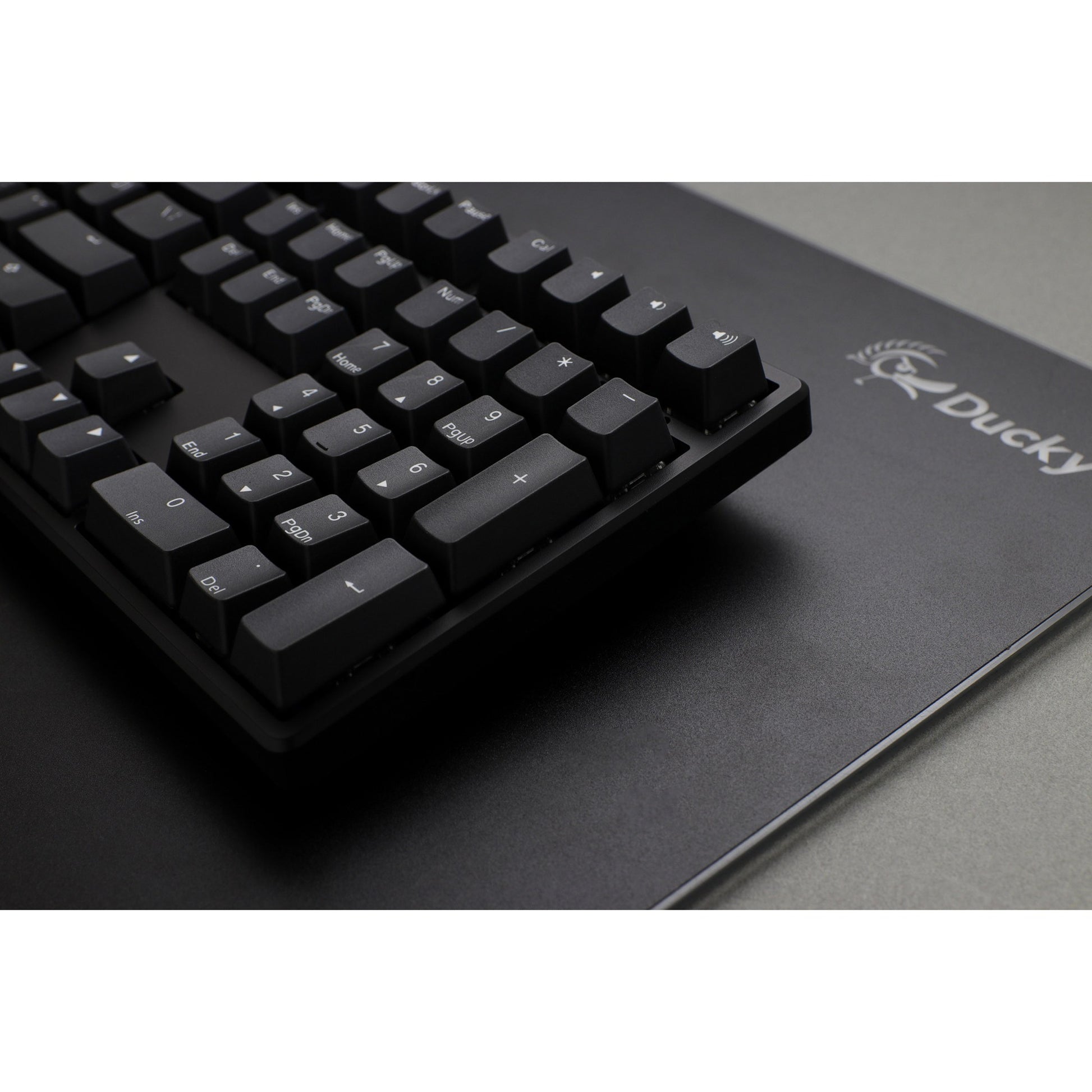 Ducky Origin Phantom Schwarz