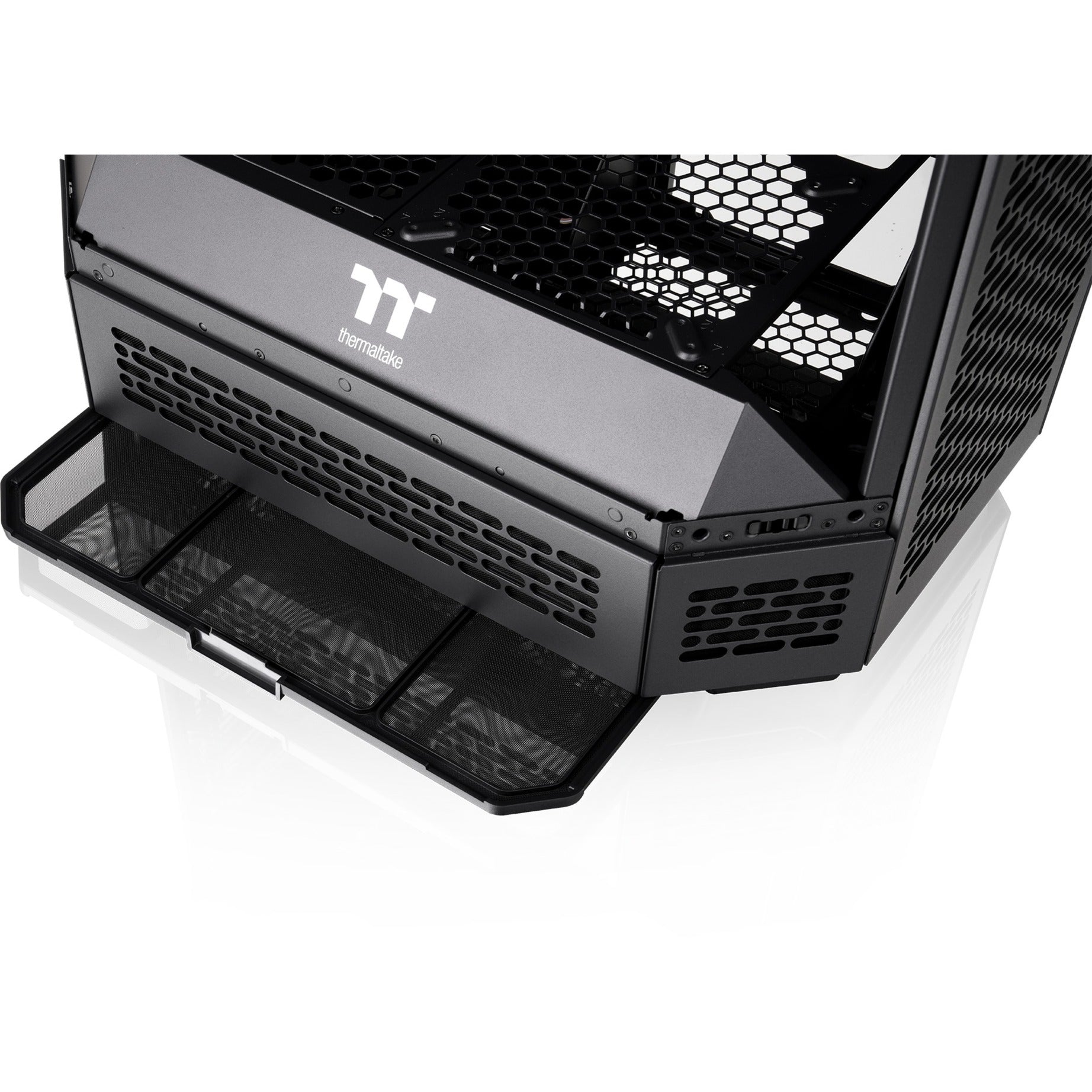 Thermaltake The Tower 600 Midi-Tower-Gehäuse (schwarz | 4x USB-A | 1x USB-C | gehärtetes Glas)
