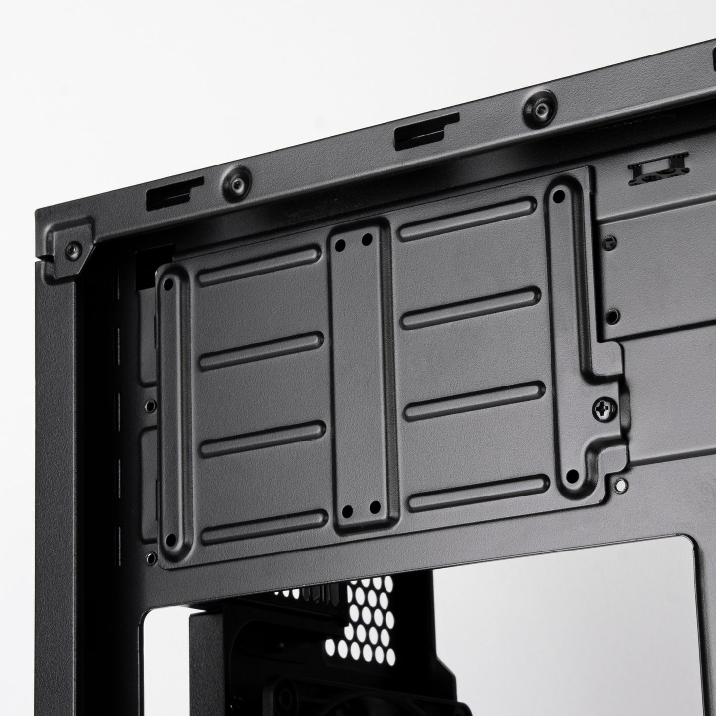 Silverstone CS382