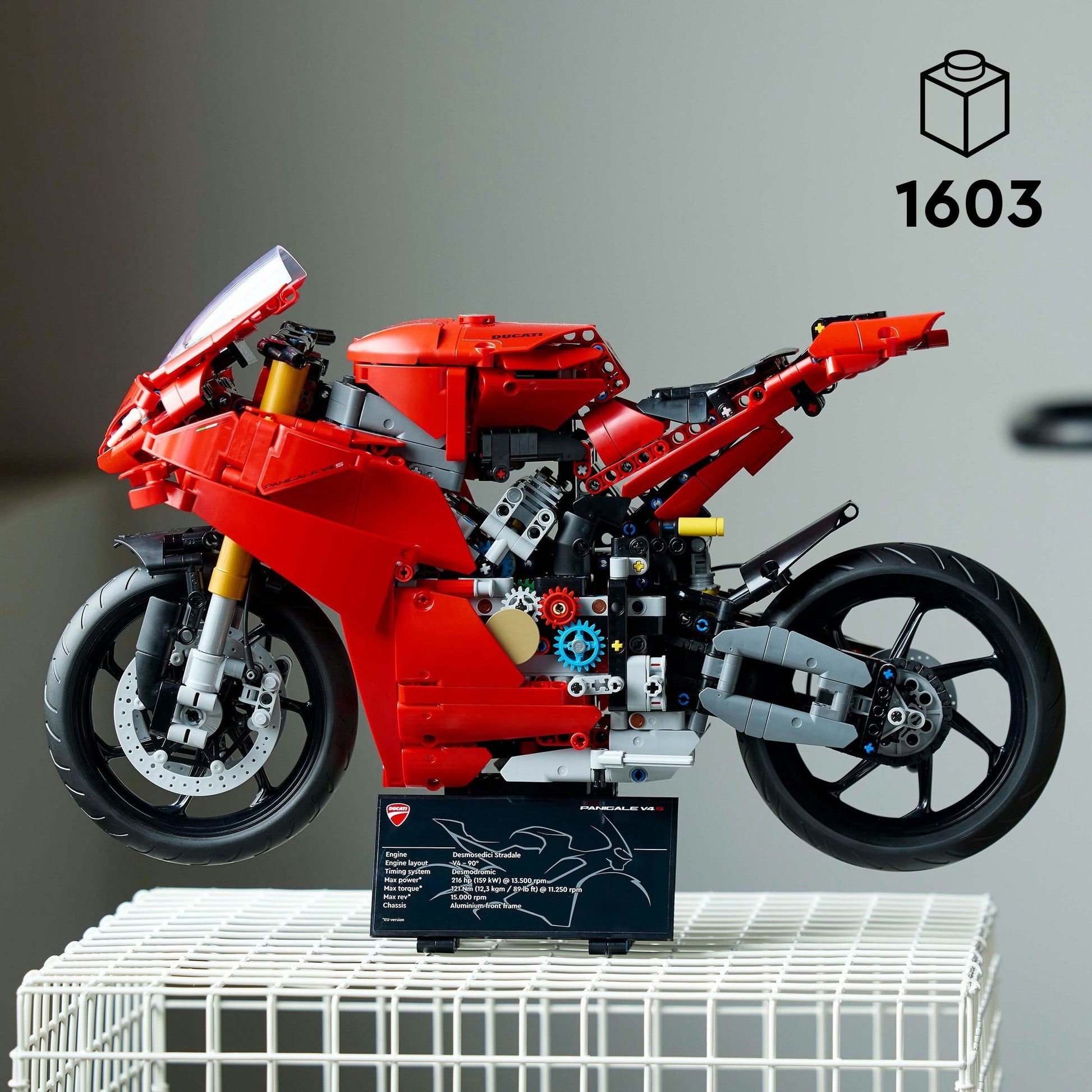 Lego Lego Technic 42202 Panigale V4 S Motor