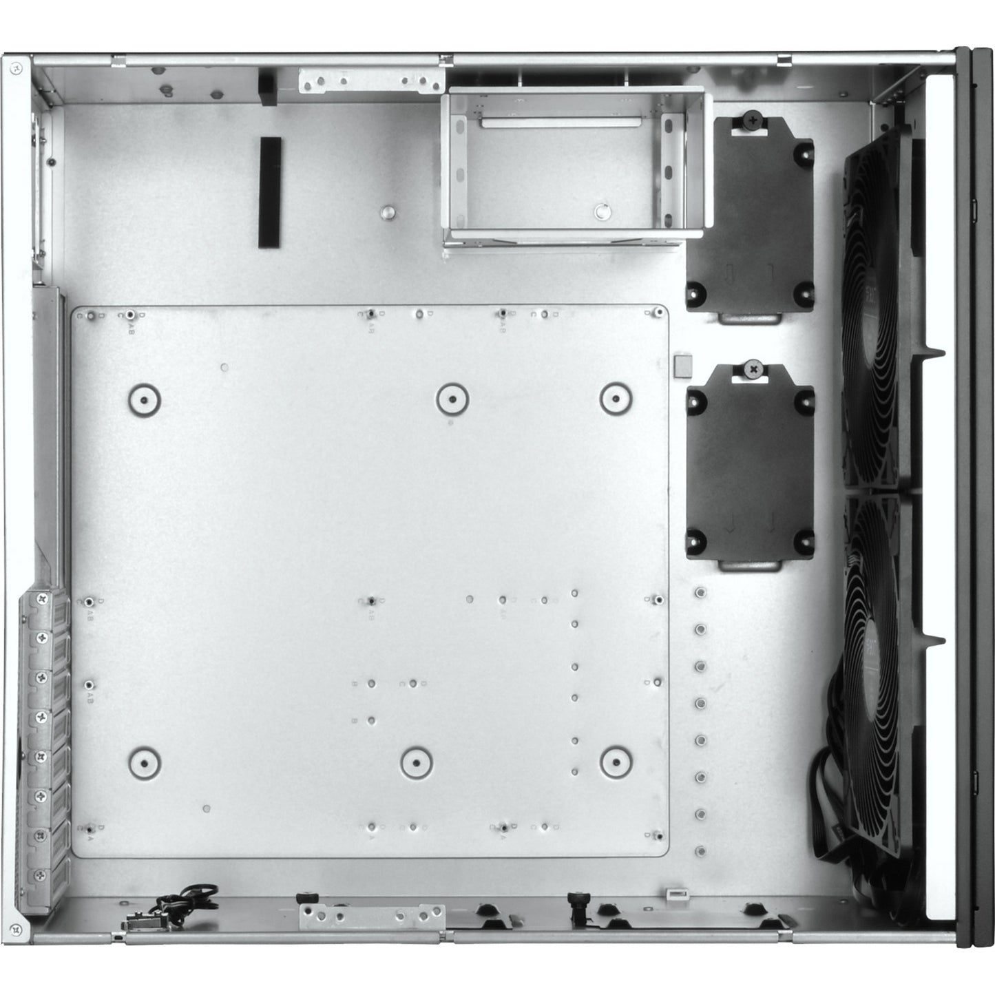 Silverstone RM51