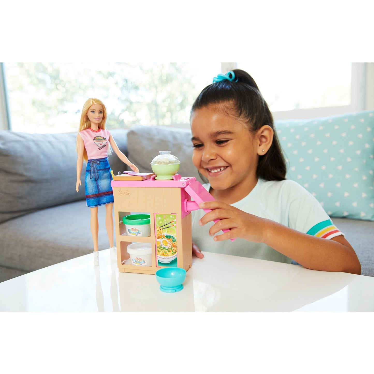 Mattel Noodle Bar Speelset und Pop