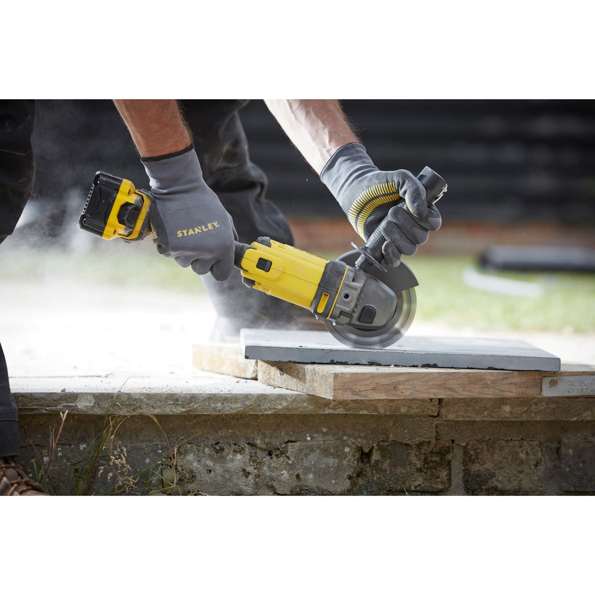 Stanley FATMAX V20 18V-Winkelschleifer