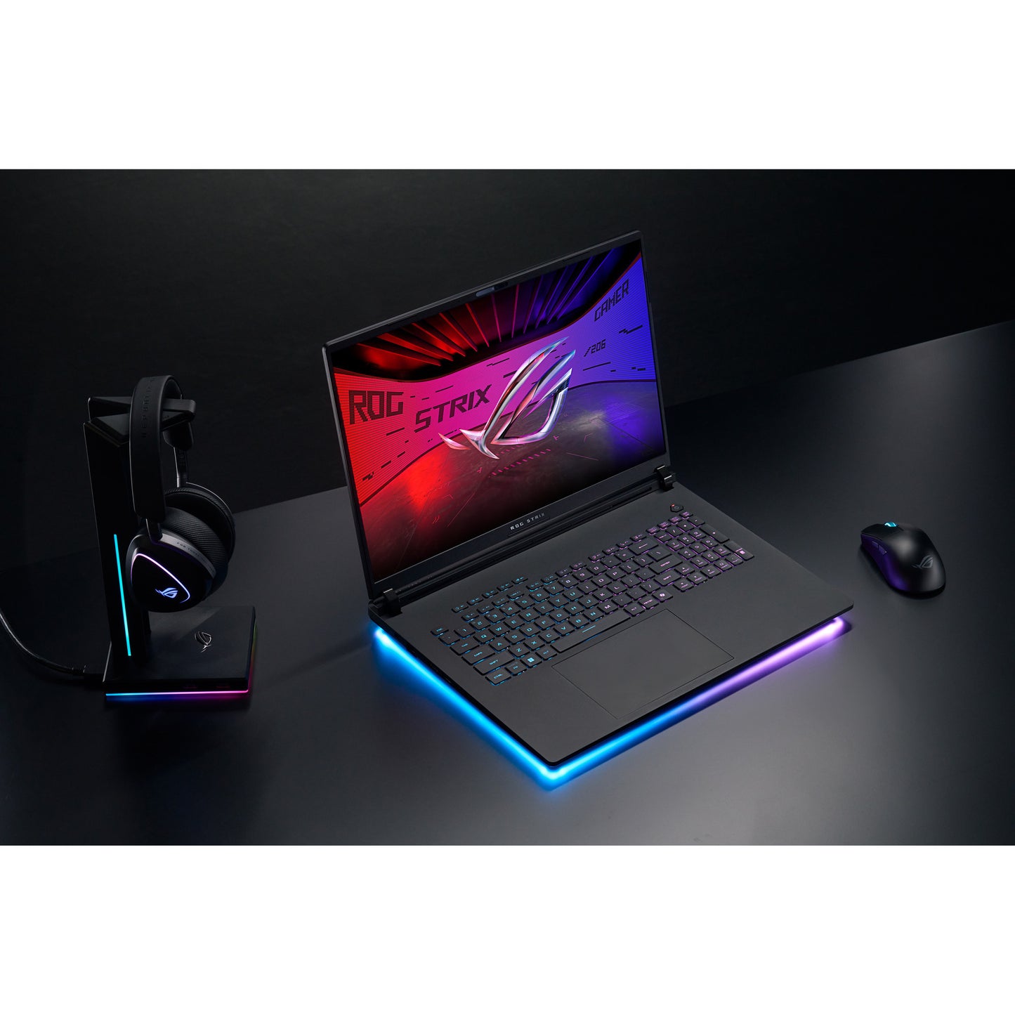 Asus ROG Strix Scar 18 G835LX-SA012W 18 Gaming-Laptop (Schwarz | Core Ultra 9 275HX | RTX 5090 | 64 GB | 4 TB SSD | 240 Hz)