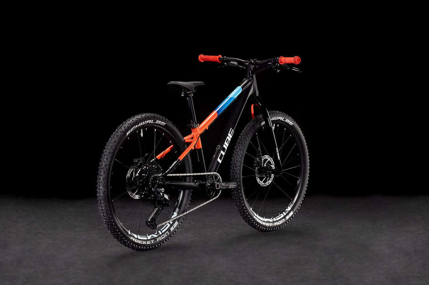 Cube Reaction 240 Pro Schwarz, Blau und Rot