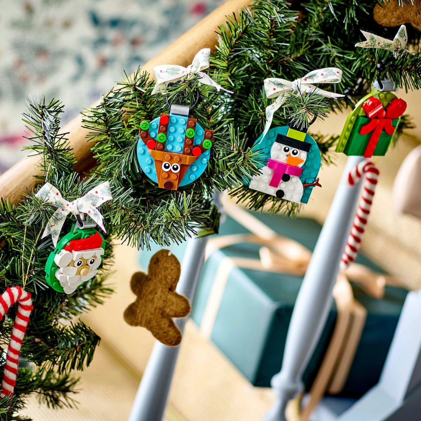 Lego 40744 Jahreszeiten süße Weihnachtsdekorationen | 2 Stk