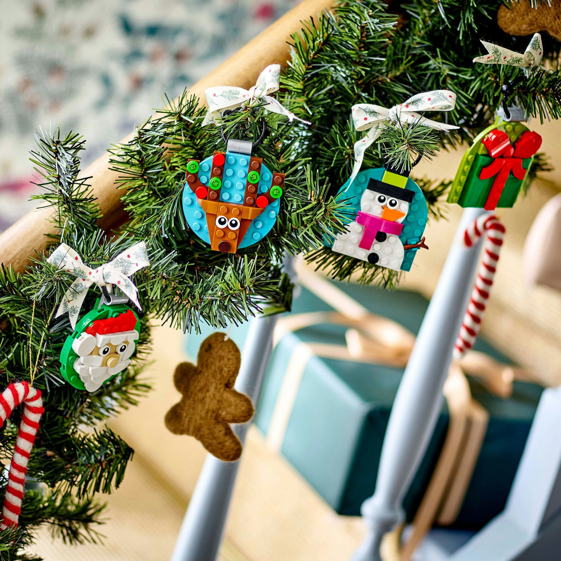 Lego 40744 Jahreszeiten süße Weihnachtsdekorationen | 2 Stk
