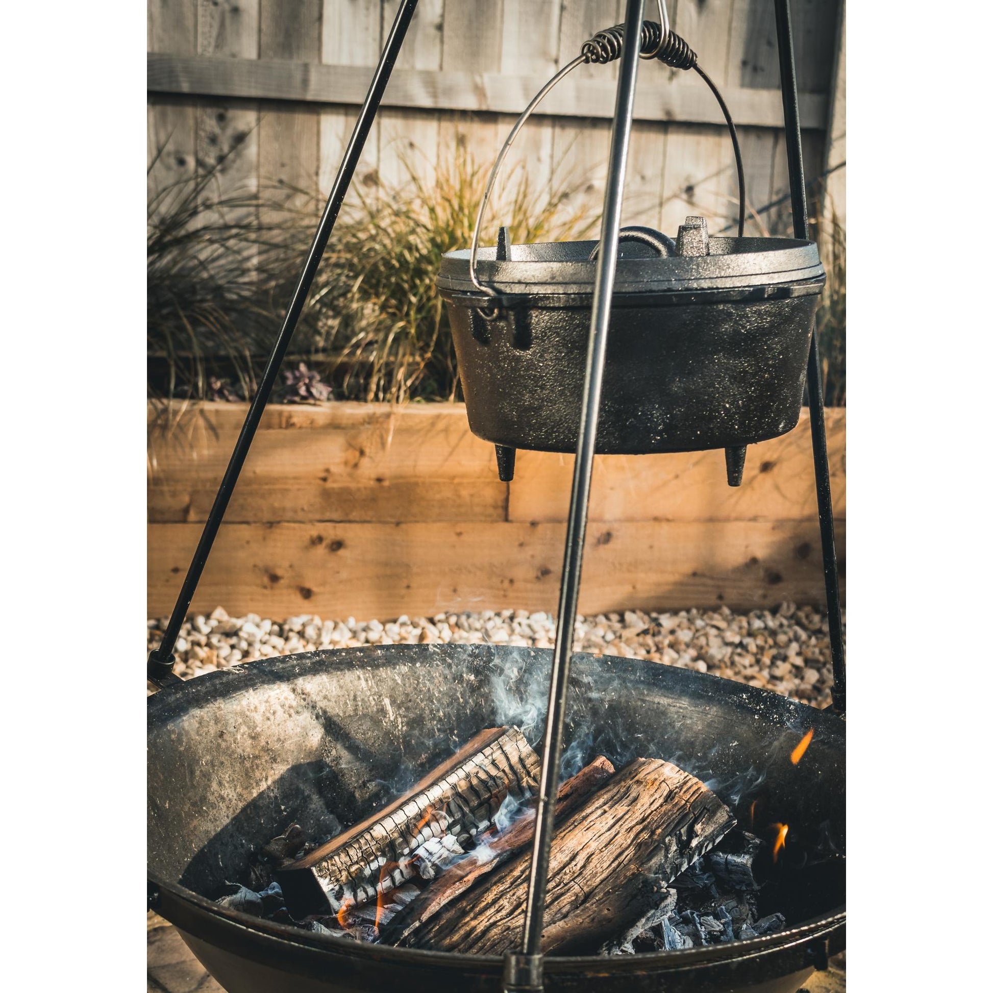 The Windmill Dutch Oven 4,5 qt Kochtopf (schwarz, ø 25,5 cm | 3,8 Liter)
