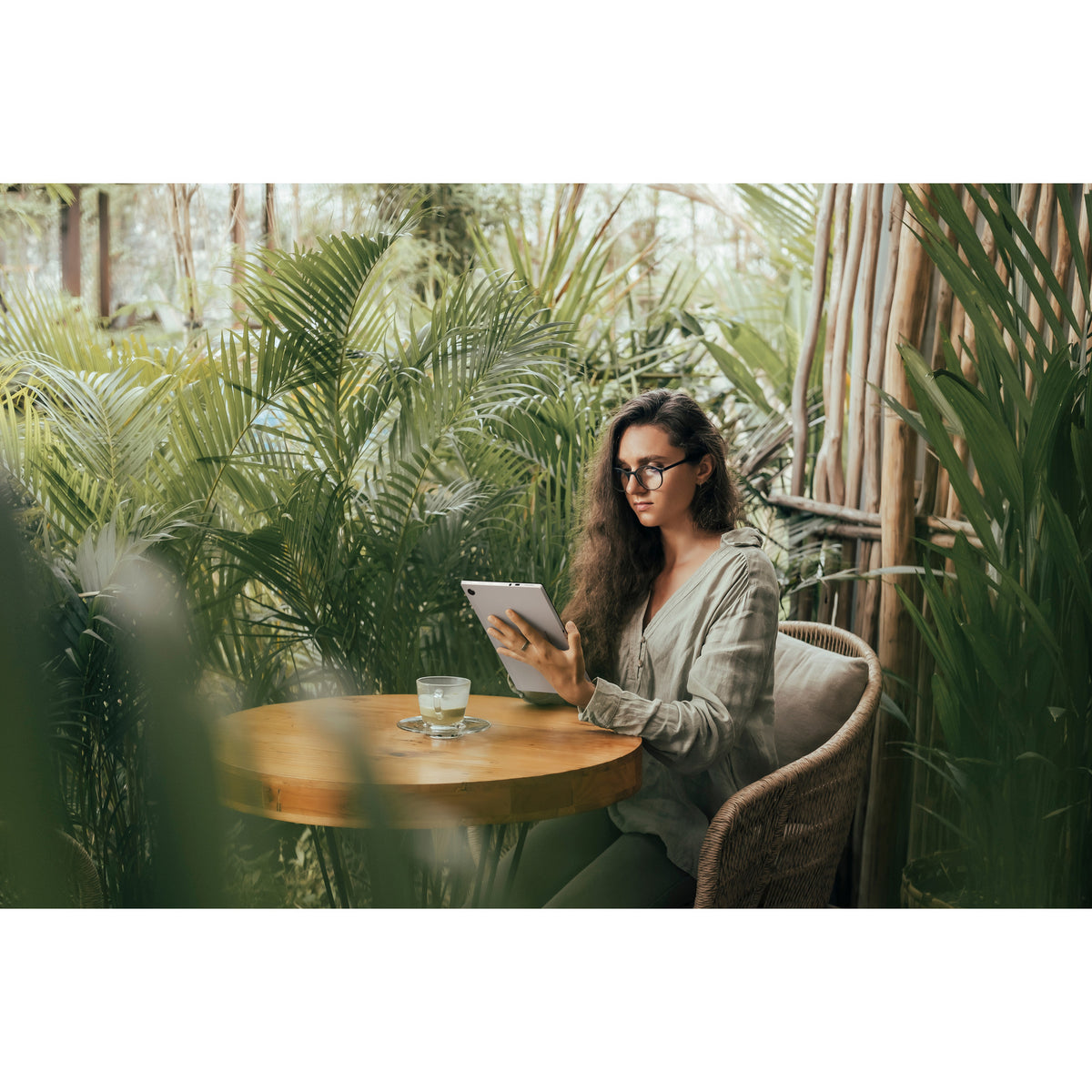 Asus Chromebook CM30 abnehmbares Cl3001DM2A-R70267 10,5 2-in-1-Laptop (Silber | Kompanio 520 | Mali-G52 2ee MC2 | 8 GB | 64 GB EMMC)