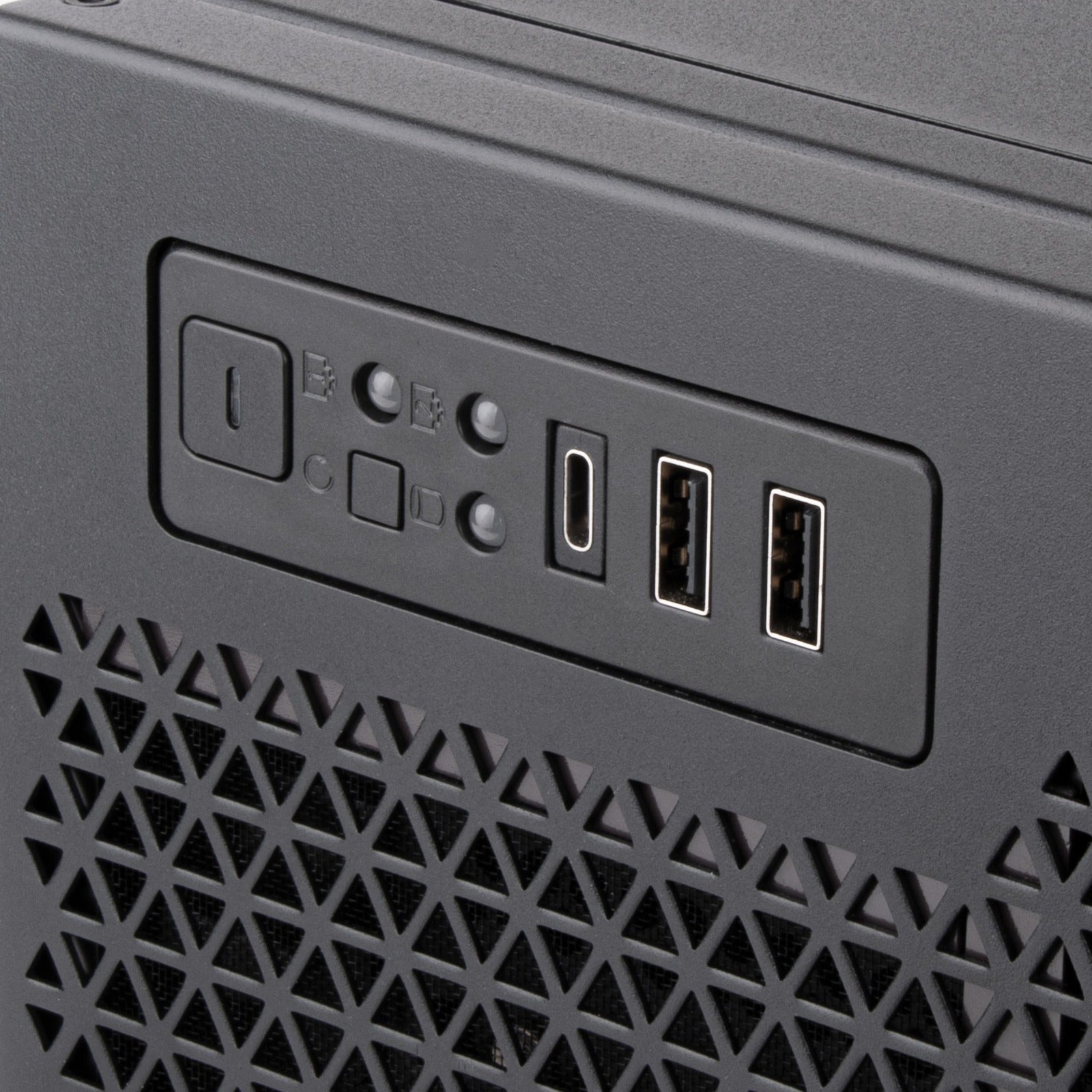 Silverstone RM52