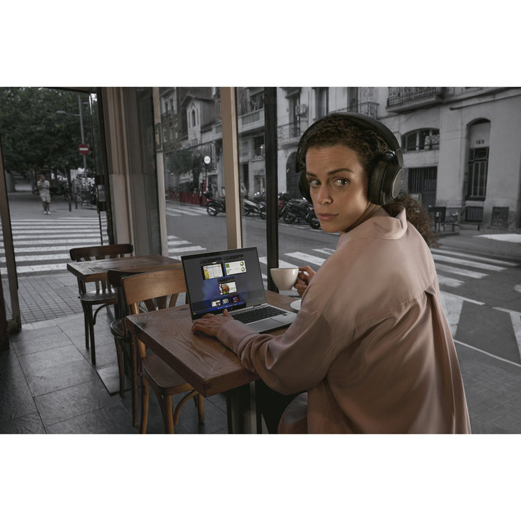 HP Elitebook 8 G1i (ad3t7et) 16 Copilot+ Laptop (Silber | Core Ultra 7 258 V | Intel Arc-Grafik | 32 GB | 1 TB SSD)