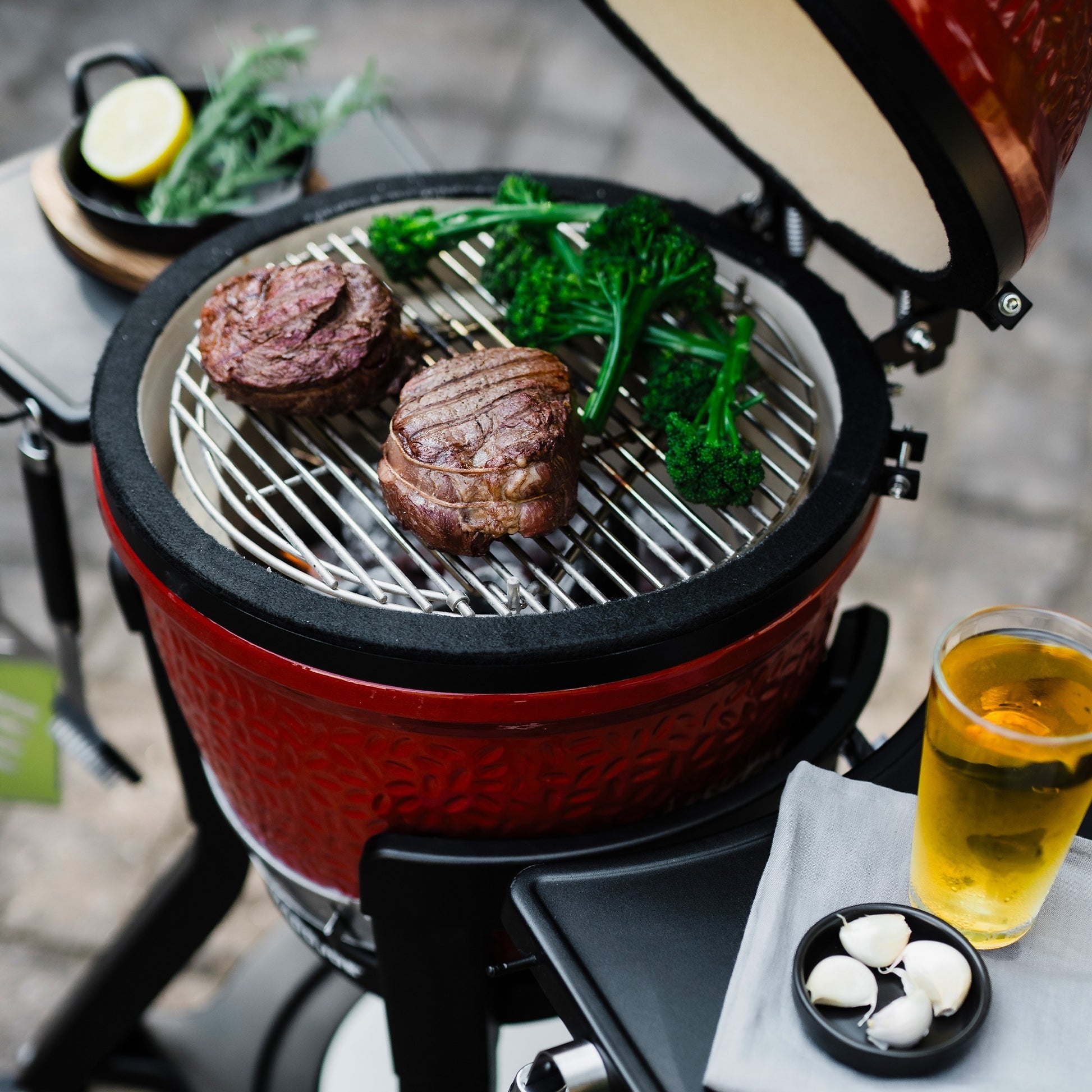 Kamado Joe Joe Jr-Kar mit Seitentischen