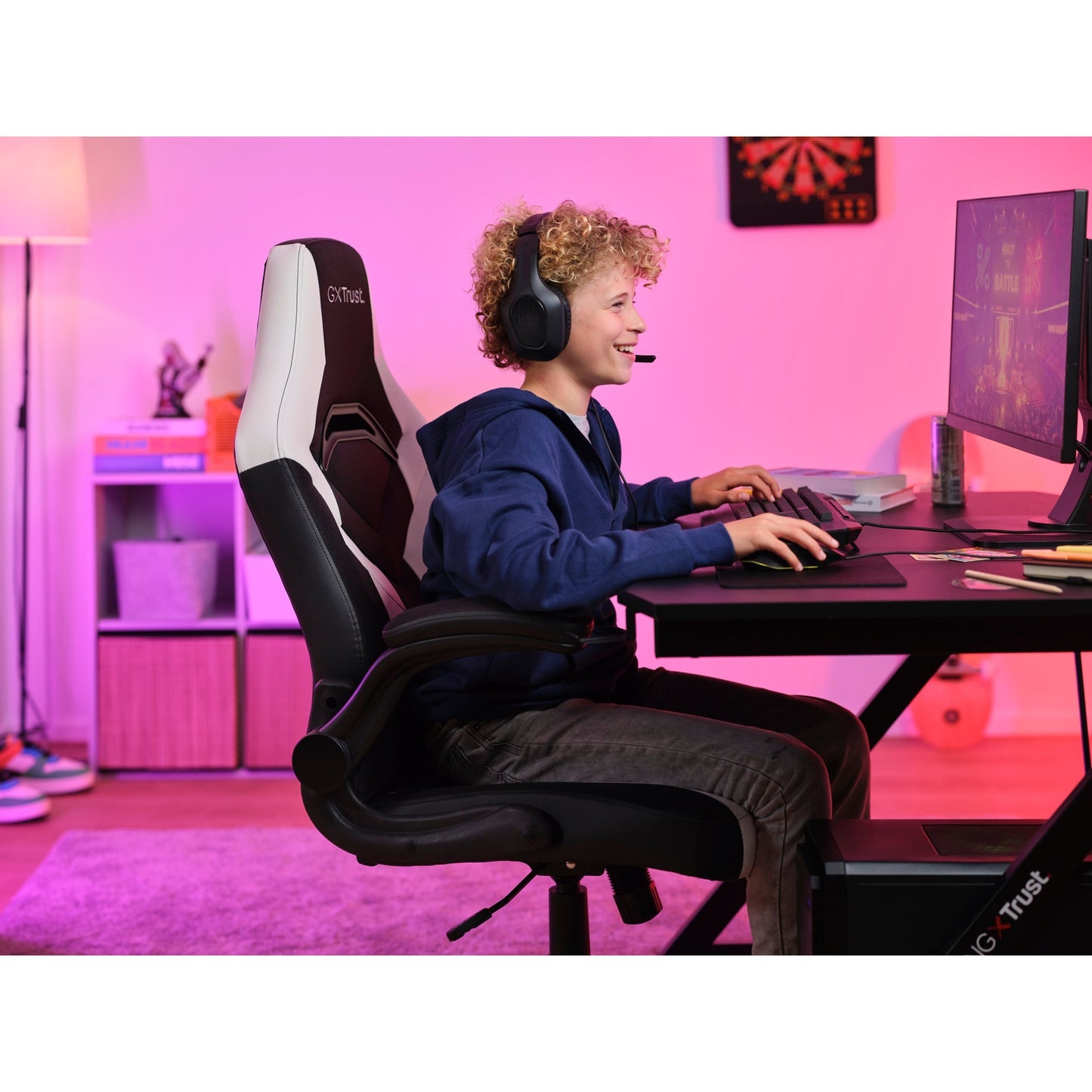 Vertrauen Sie GXT 703W Riye Gaming Chair