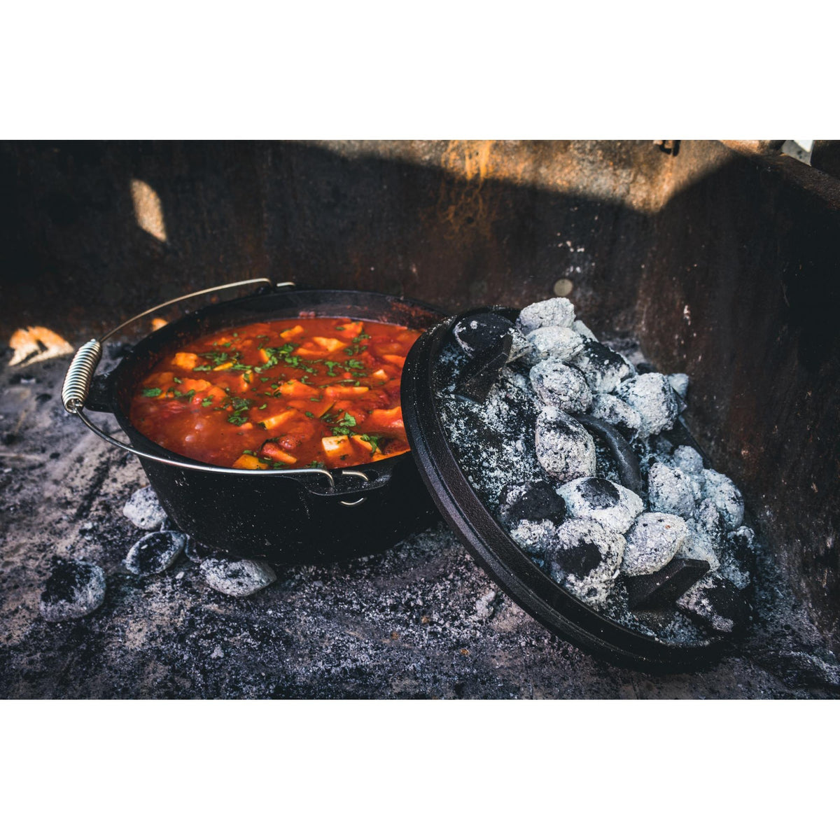 The Windmill Dutch Oven 6 qt Kochtopf (schwarz, ø 31,5 cm | 5,9 Liter)
