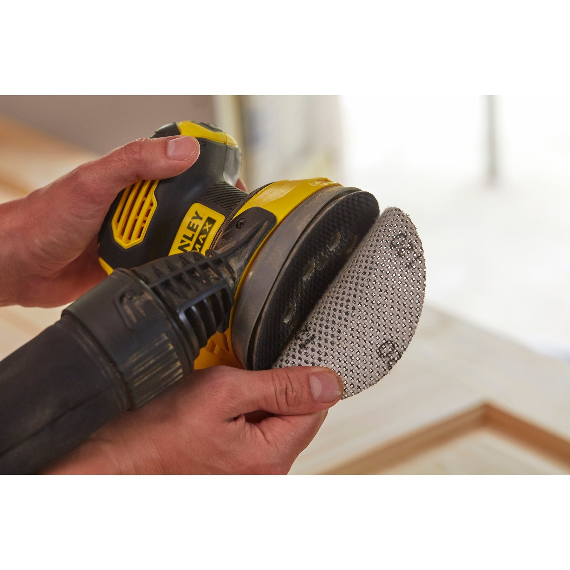 Stanley FATMAX V20 18V Exzenterschleifer