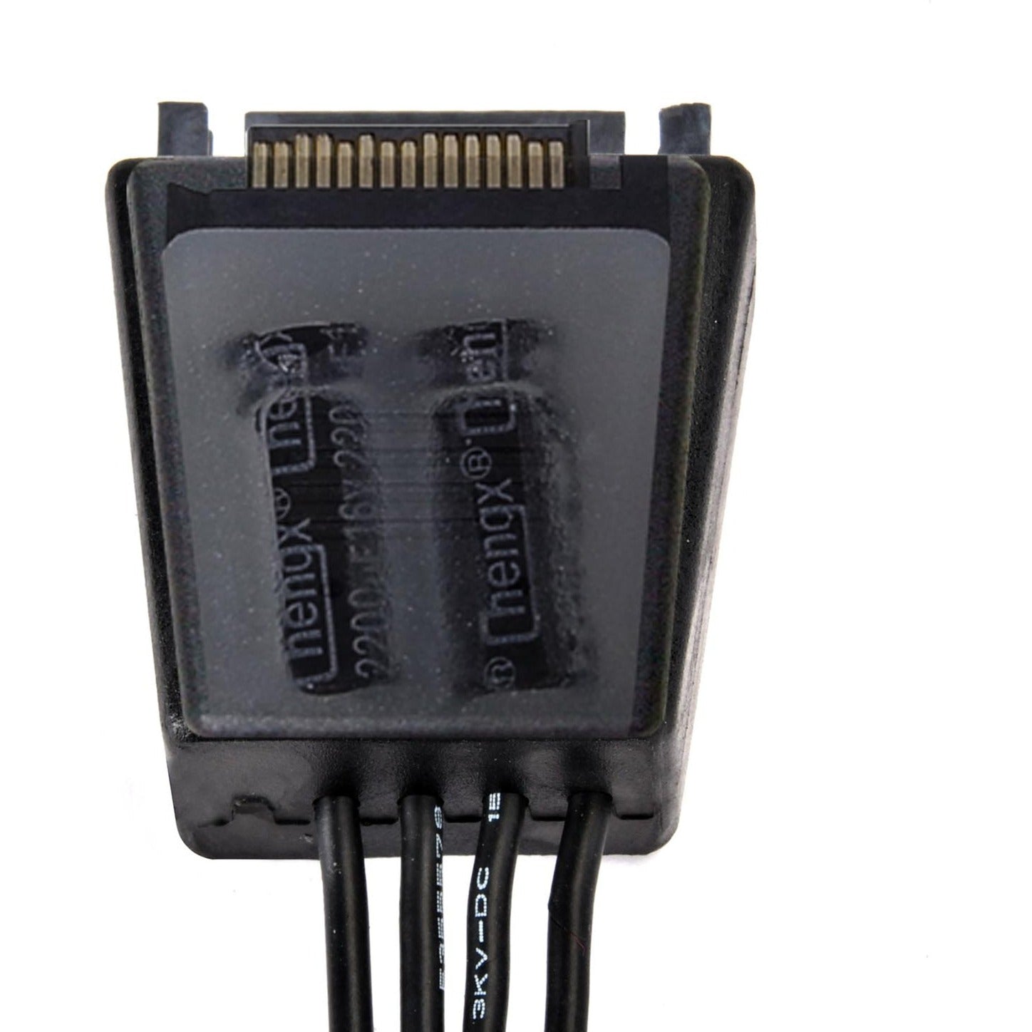 Silverstone SST-CP06-E4, 1x 15-polige SATA> 4x 15-polige Sata