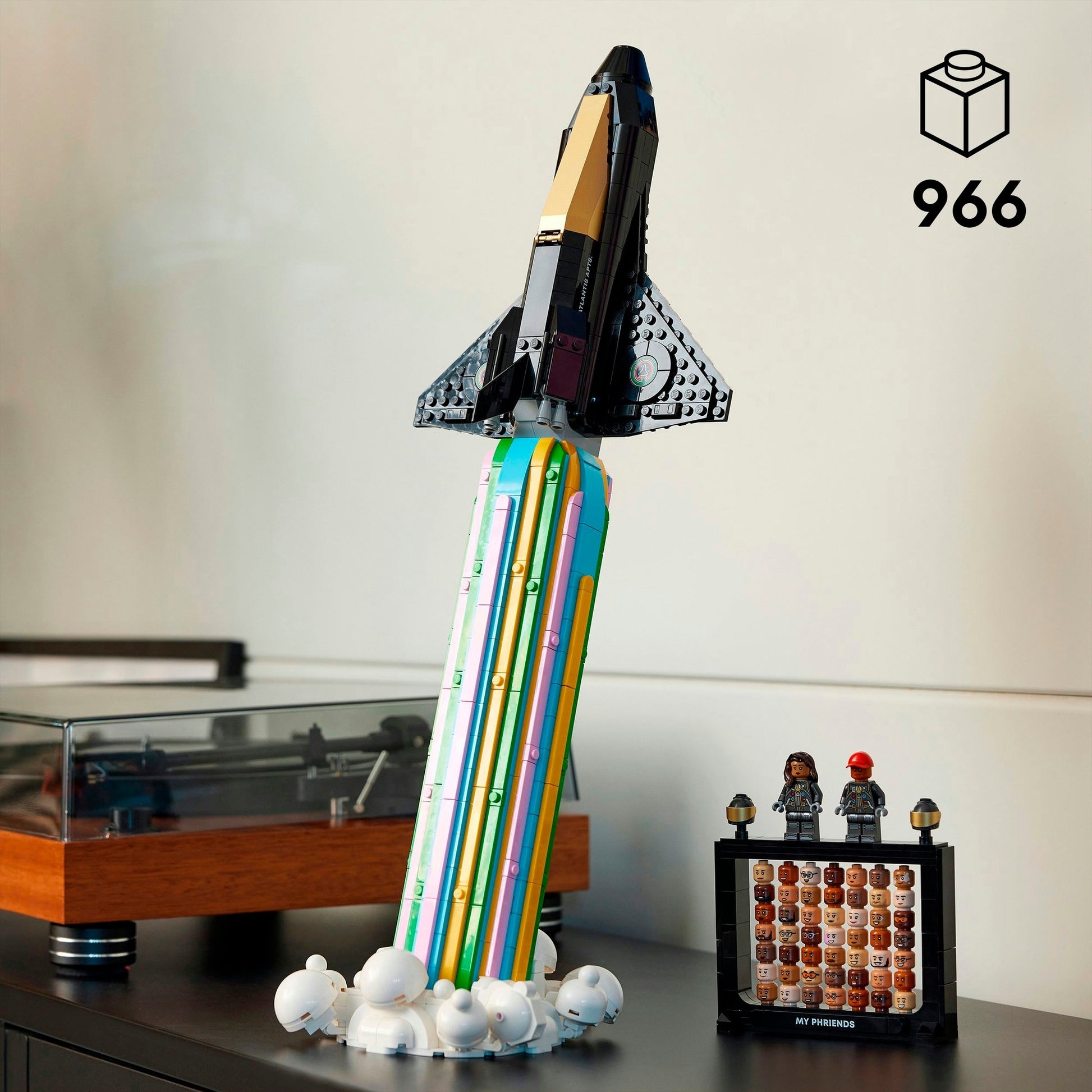 Lego-Ikonen – Mit Pharrell Williams Konstruktionsspielzeug zum Mond (10391)
