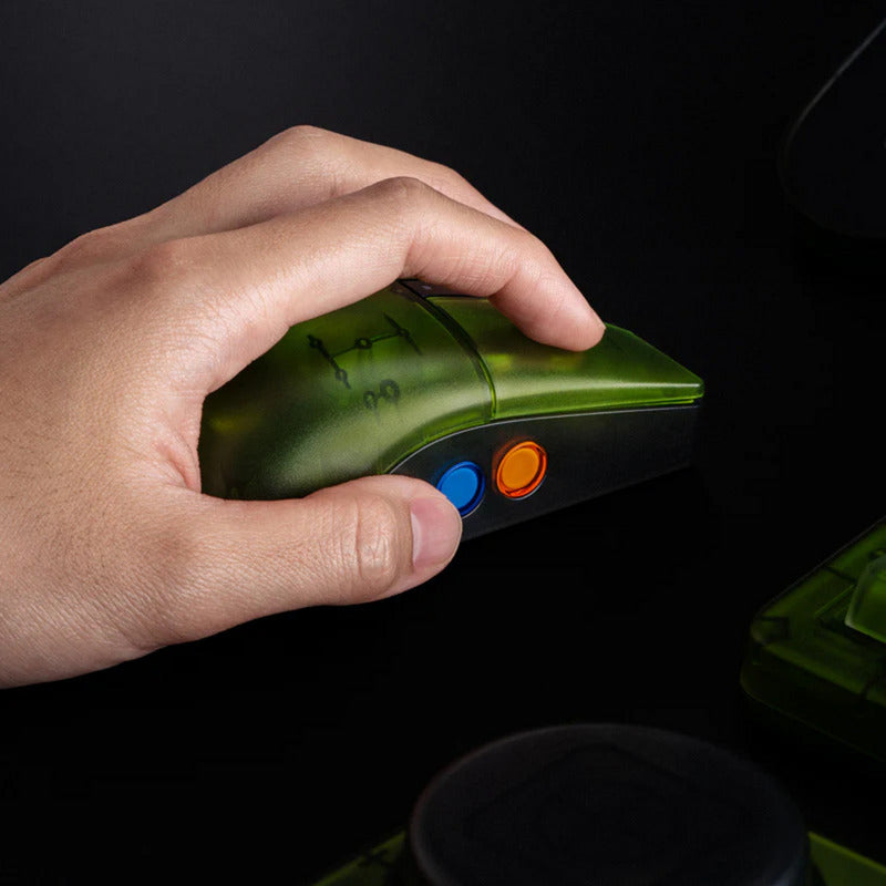 8bitdo Retro R8 Maus – Xbox Edition (grün, 50 – 26000 dpi, Bluetooth USB-C 2,4 GHz)