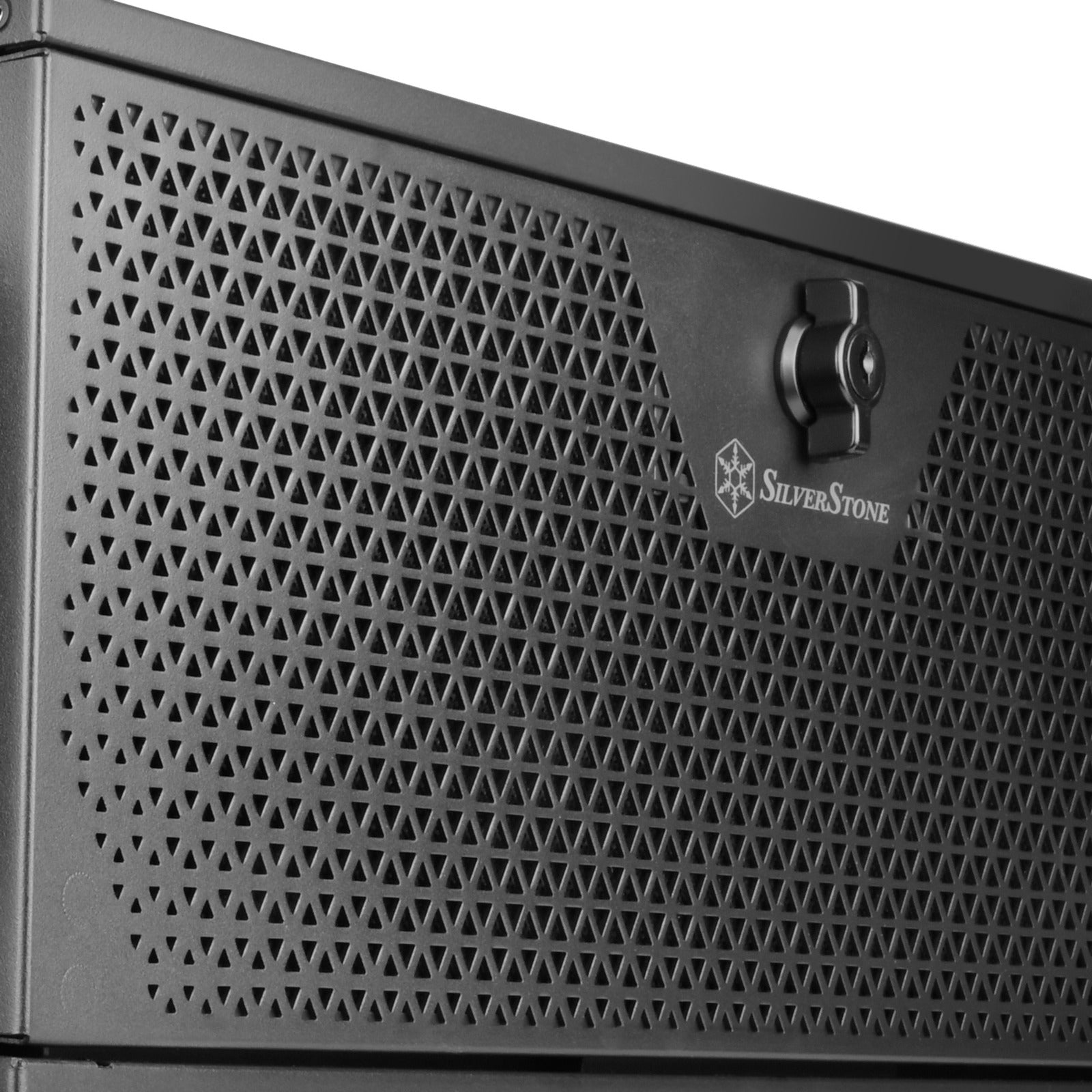 Silverstone RM44