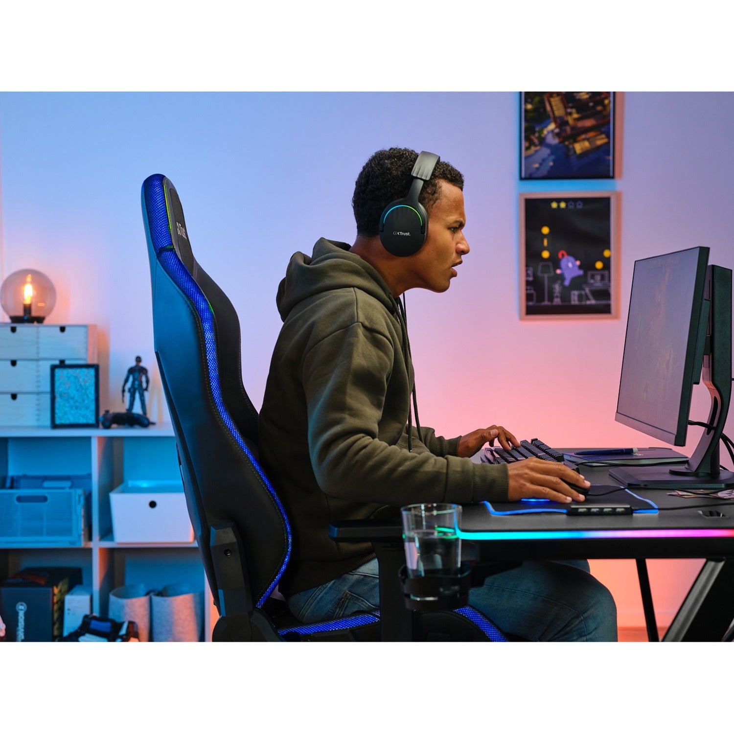 Vertrauen Sie GXT 709 Luminus RGB Gaming Agency