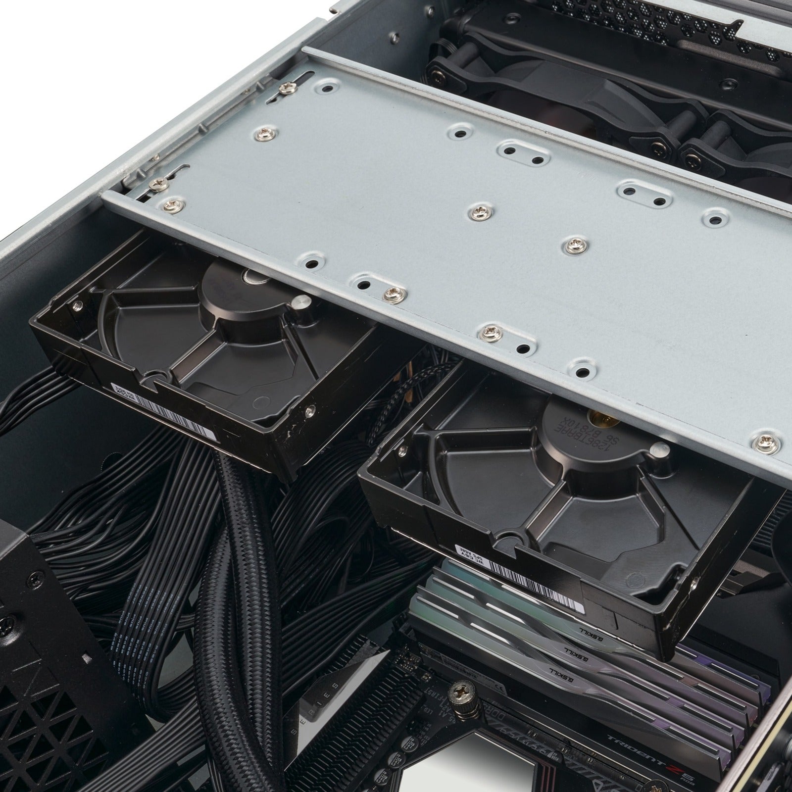 Silverstone RM44