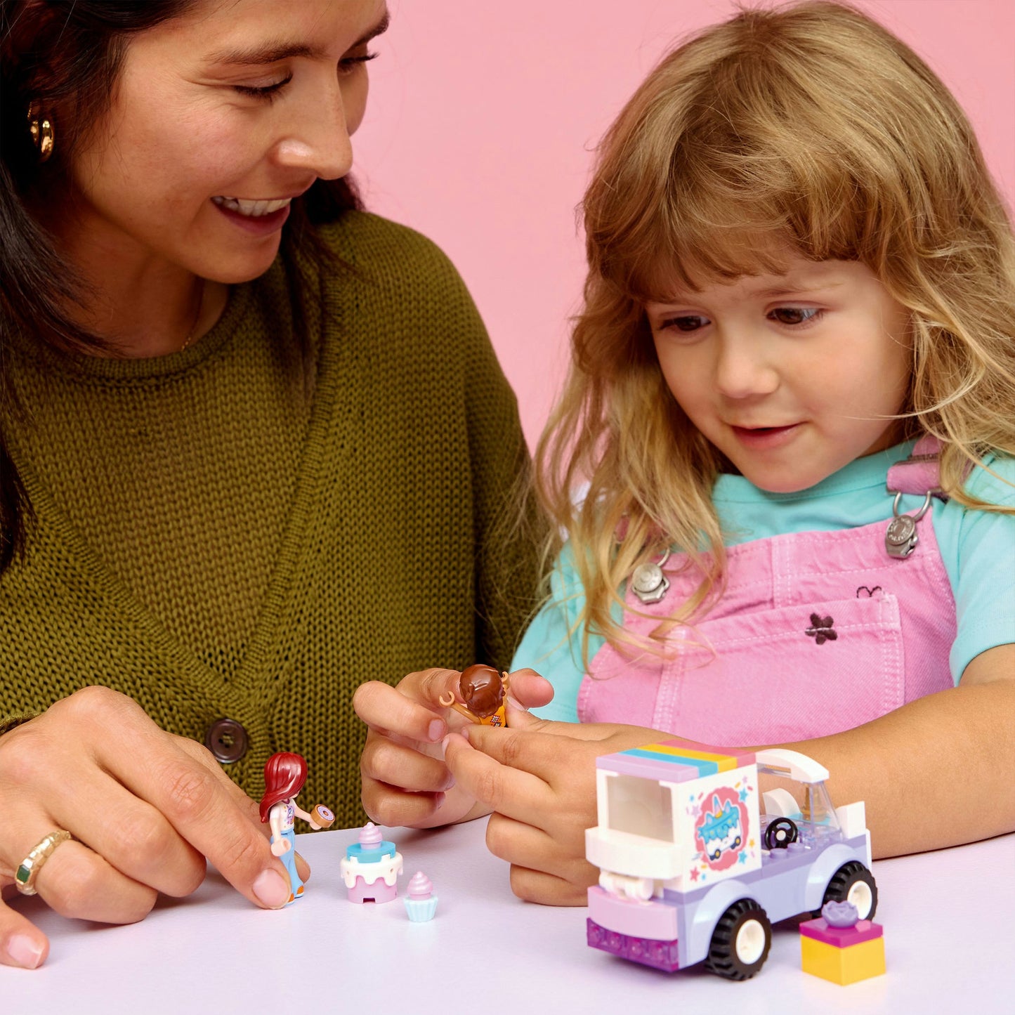 Lego Friends 42675 Einhorn-Kuchenlieferwagen | 2 Stk