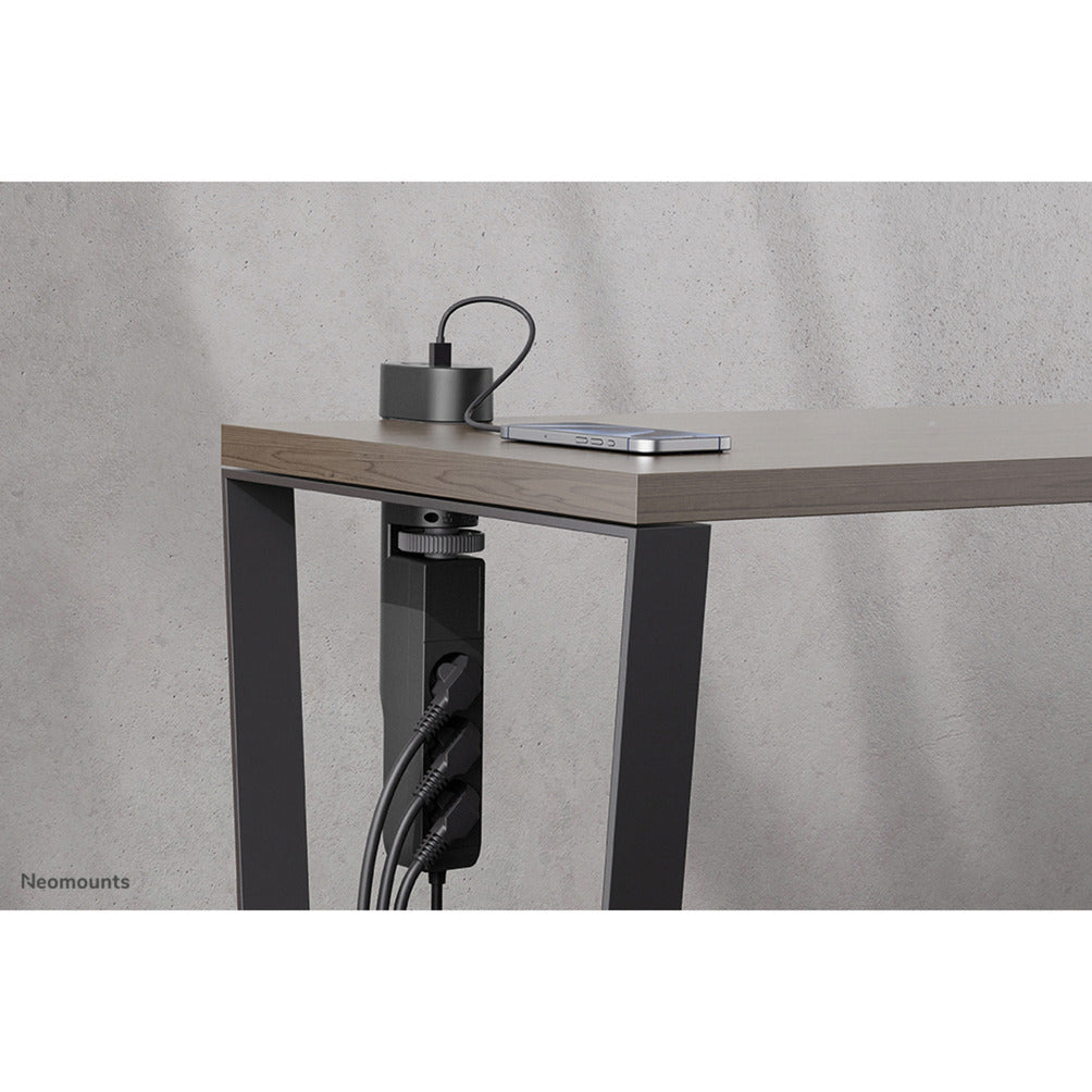 Neomounts DS22-840BL6 DESK-Suchdose mit Klemme 1,4 m, Innen-, Typ F, Kunststoff, Schwarz, Stromversorgung