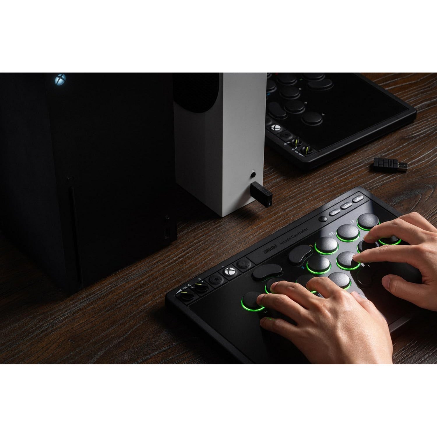 8bitdo Arcade-Controller für Xbox (schwarz, 2,4 GHz USB, Xbox Series X|s, Xbox One, PC)