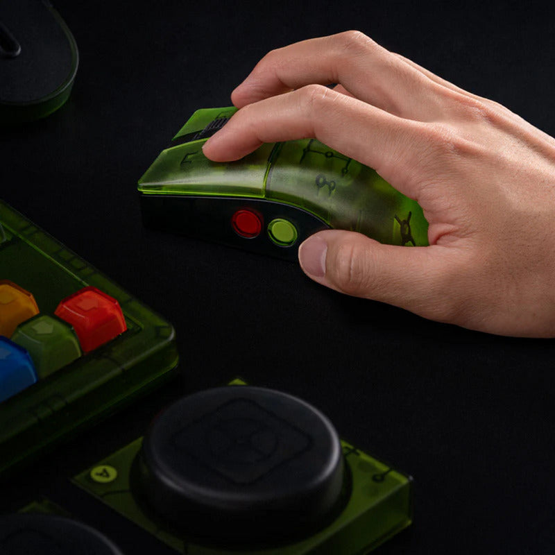 8bitdo Retro R8 Maus – Xbox Edition (grün, 50 – 26000 dpi, Bluetooth USB-C 2,4 GHz)