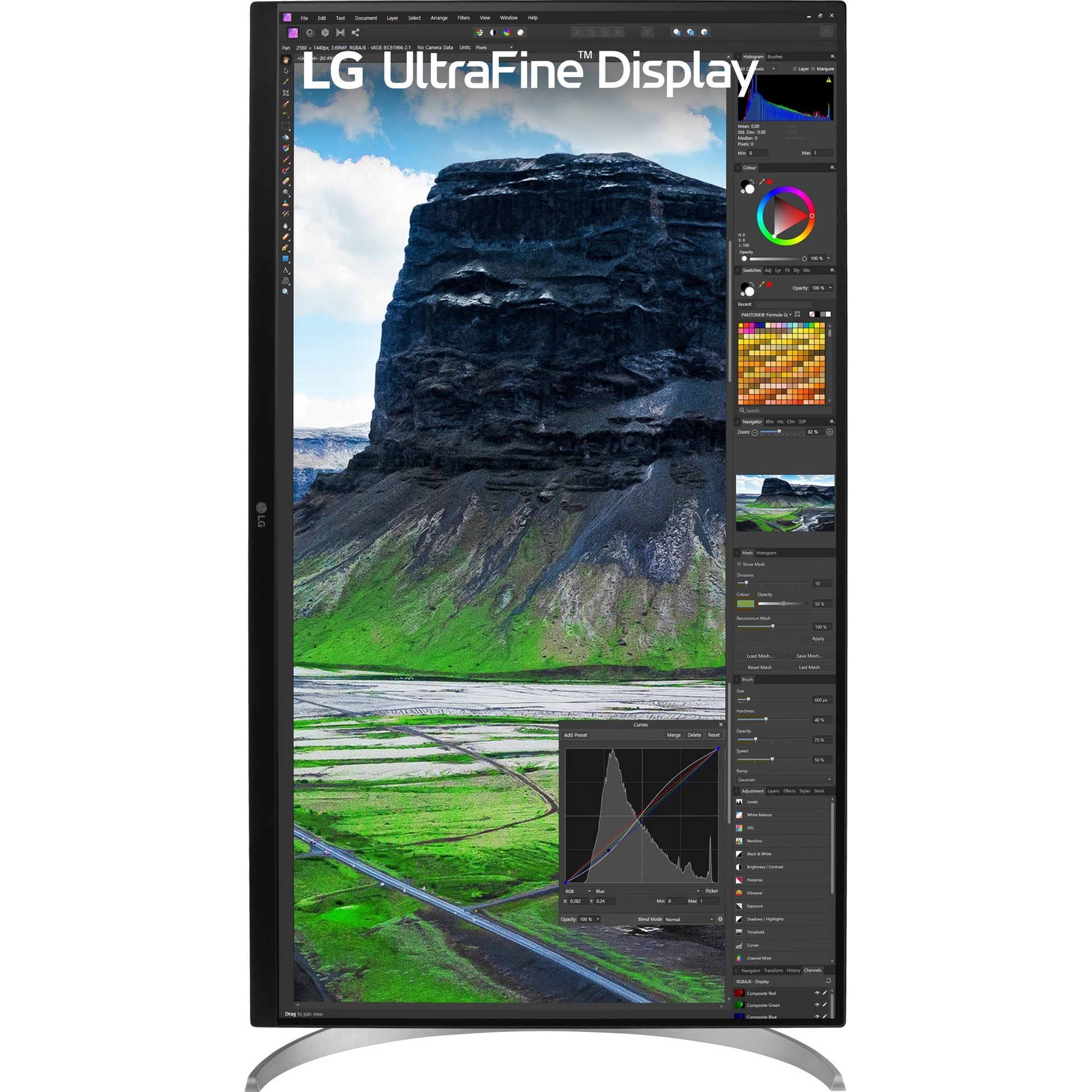LG Ultrafine 32UQ850V-W.