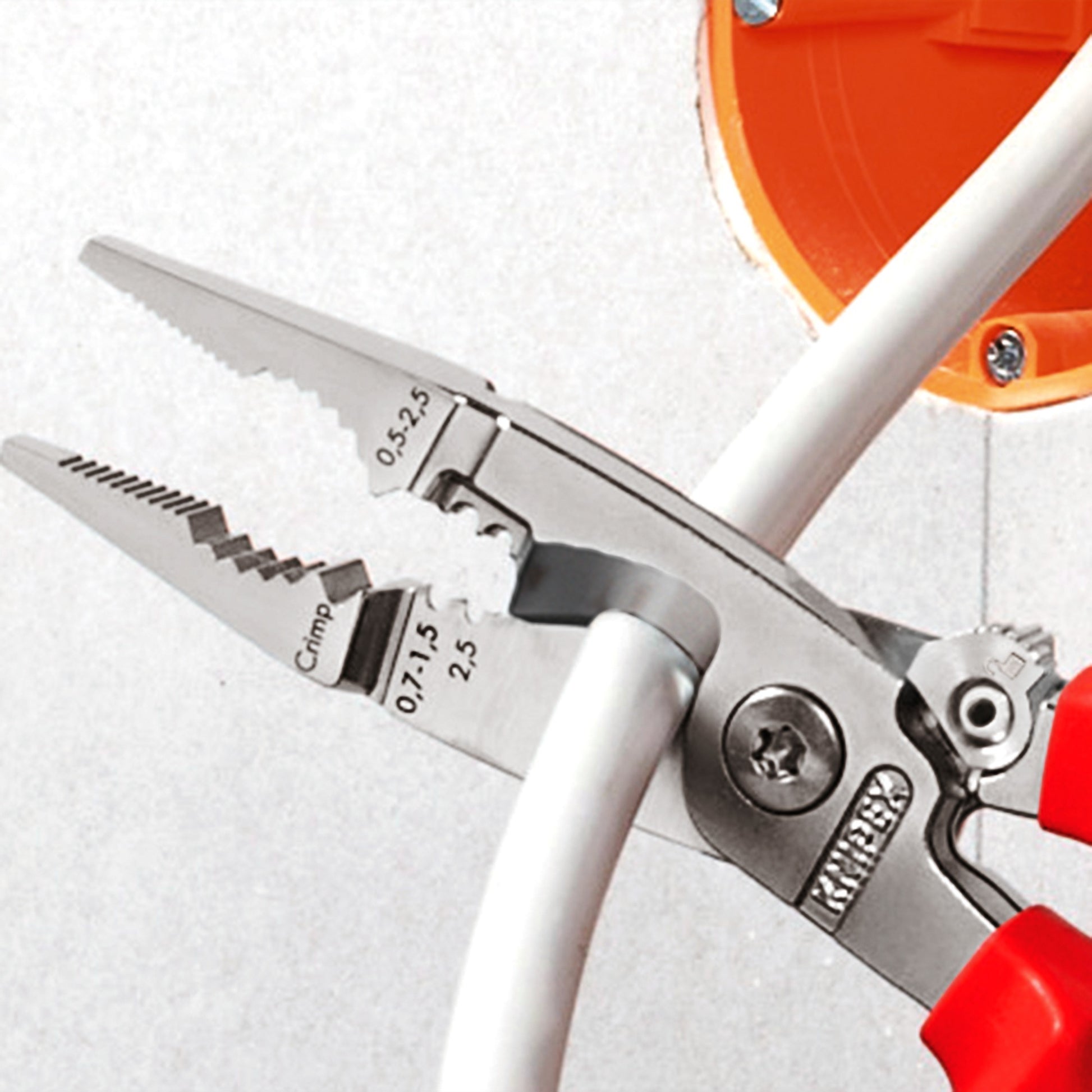 Knipex elektro installatietang 13 96 200 t