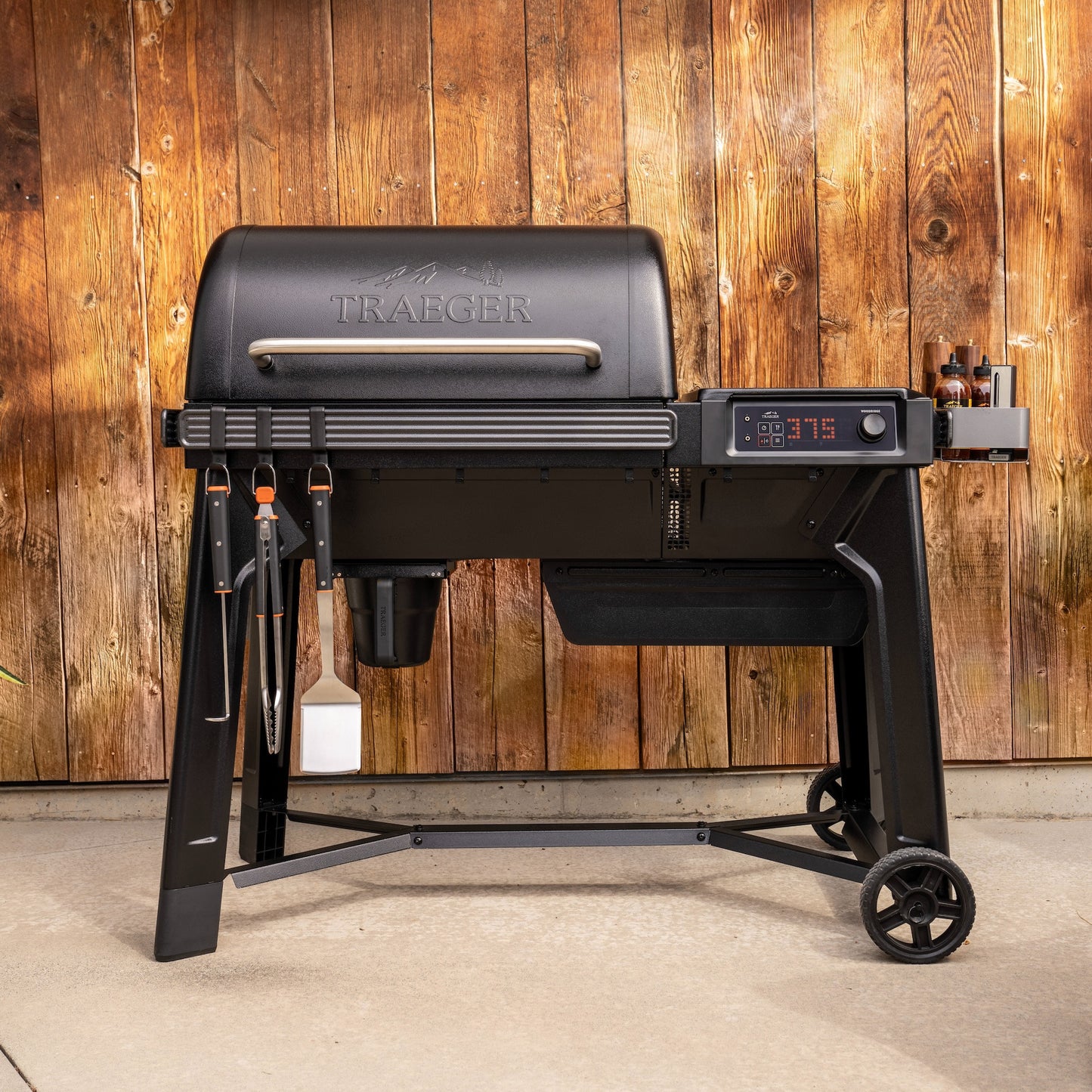Traeger Woodridge Pelletgrill (schwarz, WLAN)